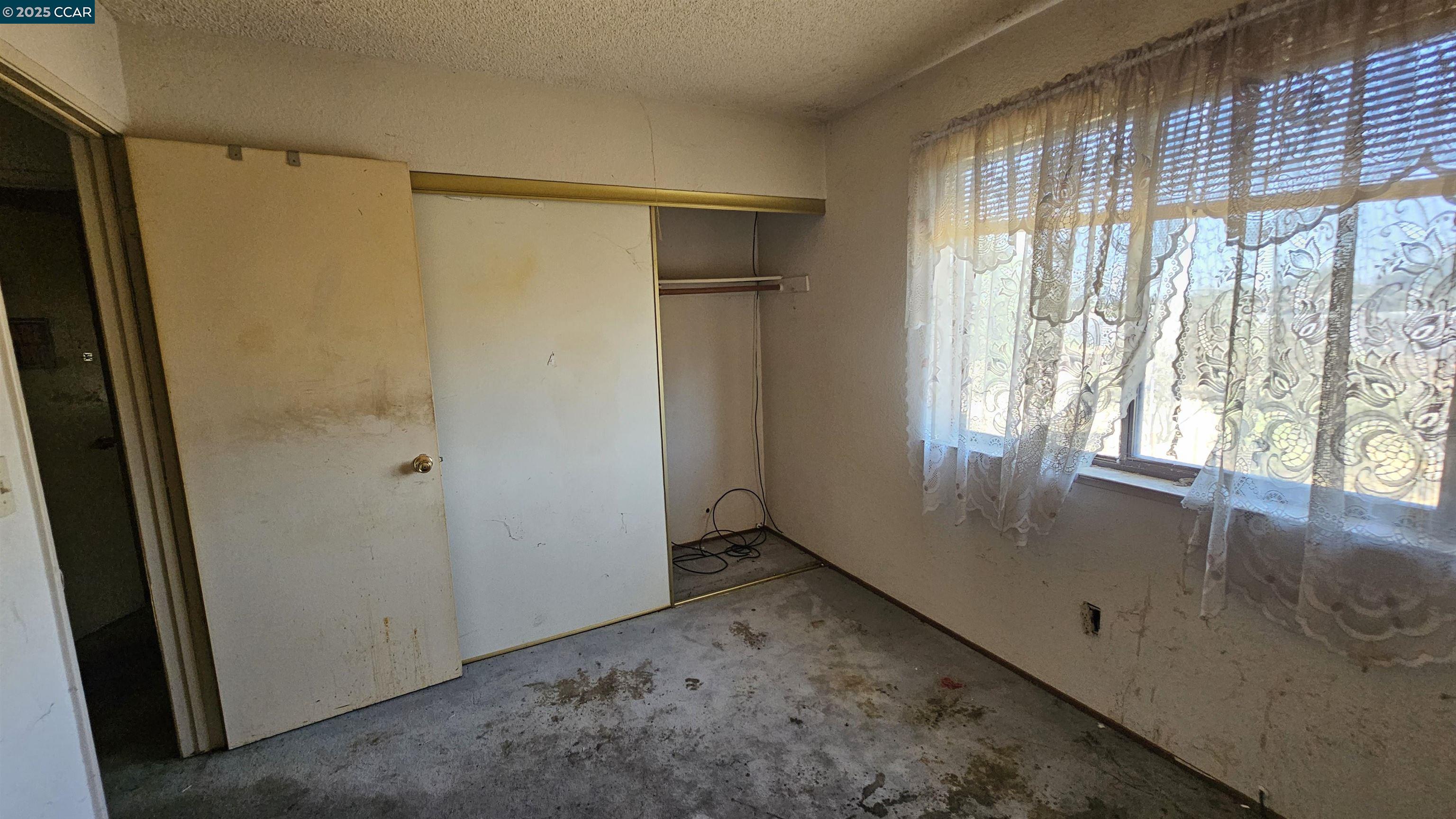 Detail Gallery Image 22 of 33 For 80 Mims Ave, Bay Point,  CA 94565-3233 - 4 Beds | 2/1 Baths