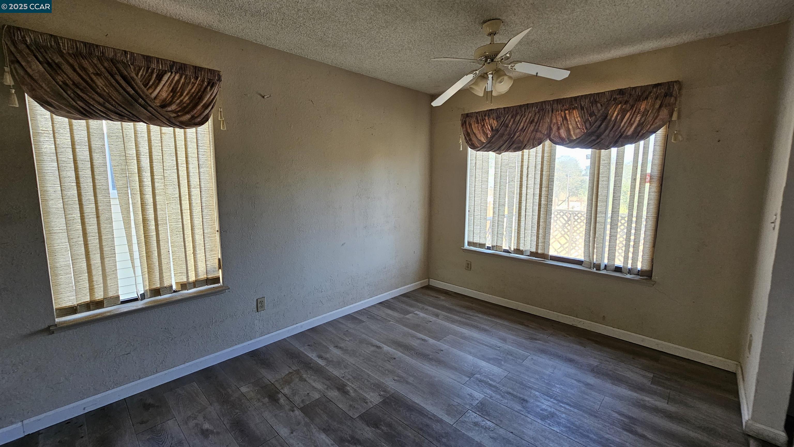 Detail Gallery Image 8 of 33 For 80 Mims Ave, Bay Point,  CA 94565-3233 - 4 Beds | 2/1 Baths