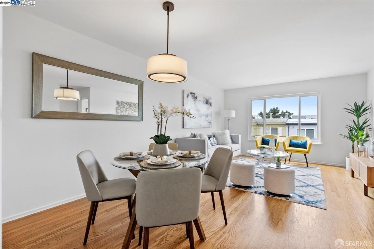 Detail Gallery Image 11 of 28 For 378 Mangels Ave, San Francisco,  CA 94127 - 3 Beds | 1 Baths