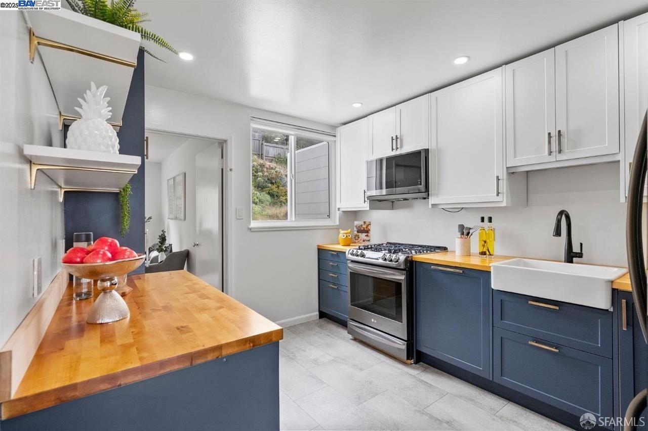 Detail Gallery Image 12 of 28 For 378 Mangels Ave, San Francisco,  CA 94127 - 3 Beds | 1 Baths