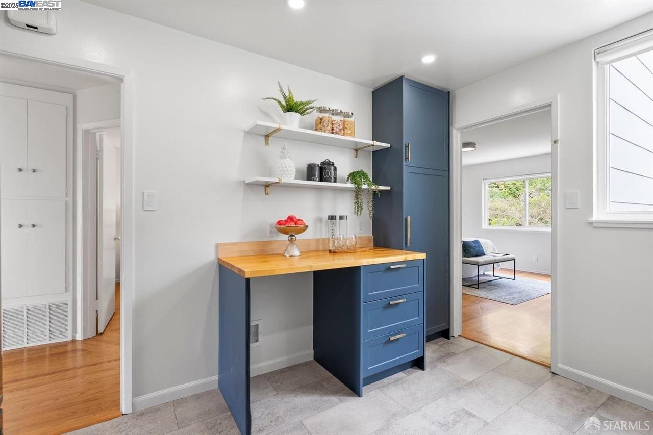 Detail Gallery Image 14 of 28 For 378 Mangels Ave, San Francisco,  CA 94127 - 3 Beds | 1 Baths