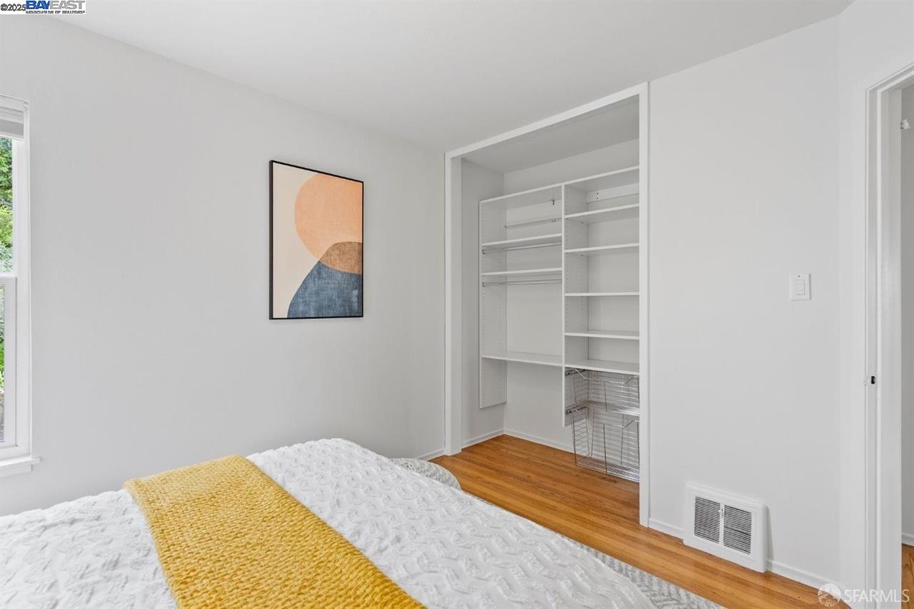Detail Gallery Image 20 of 28 For 378 Mangels Ave, San Francisco,  CA 94127 - 3 Beds | 1 Baths