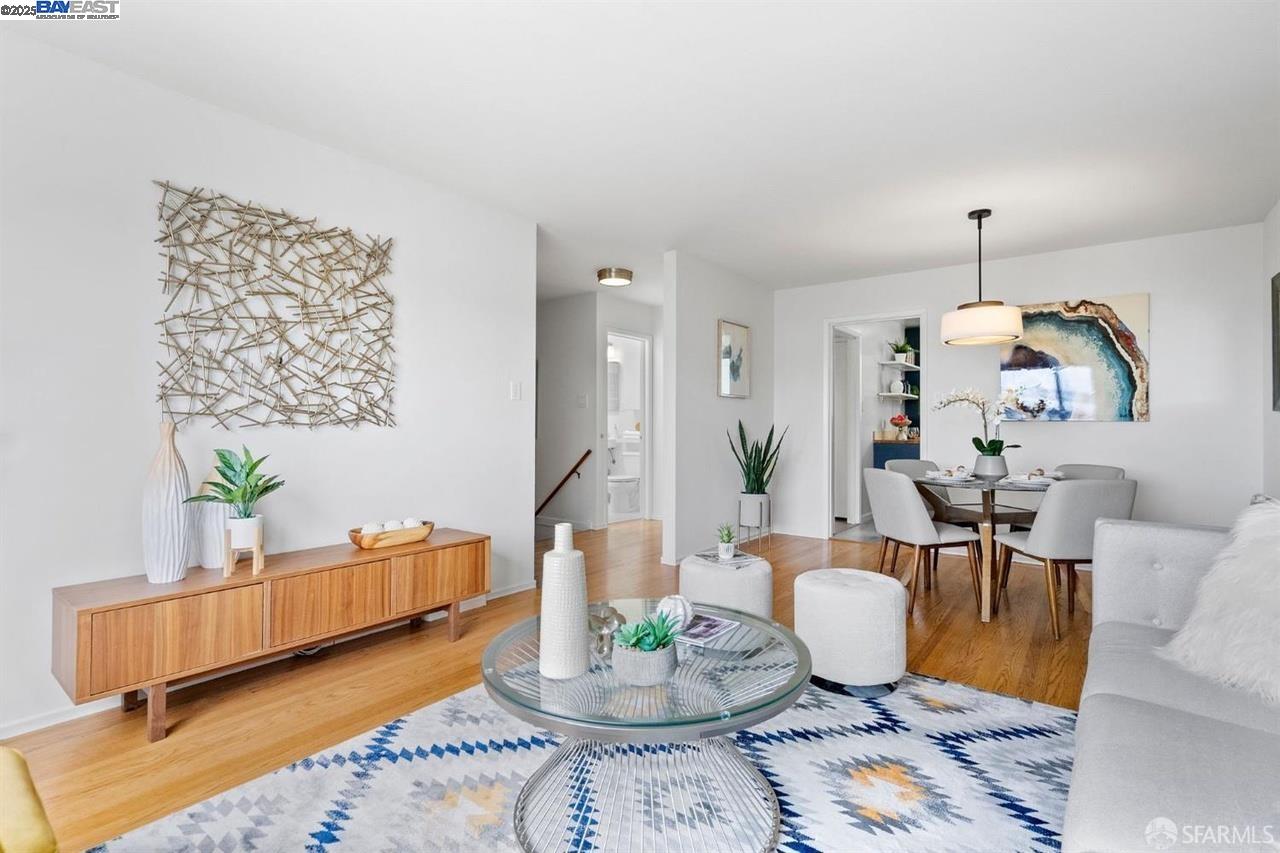Detail Gallery Image 9 of 28 For 378 Mangels Ave, San Francisco,  CA 94127 - 3 Beds | 1 Baths