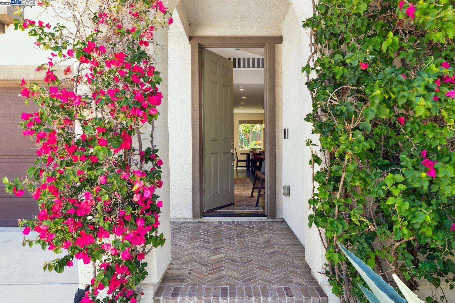 Detail Gallery Image 6 of 52 For 280 Coolcrest Dr., Oakley,  CA 94561-2865 - 4 Beds | 3 Baths