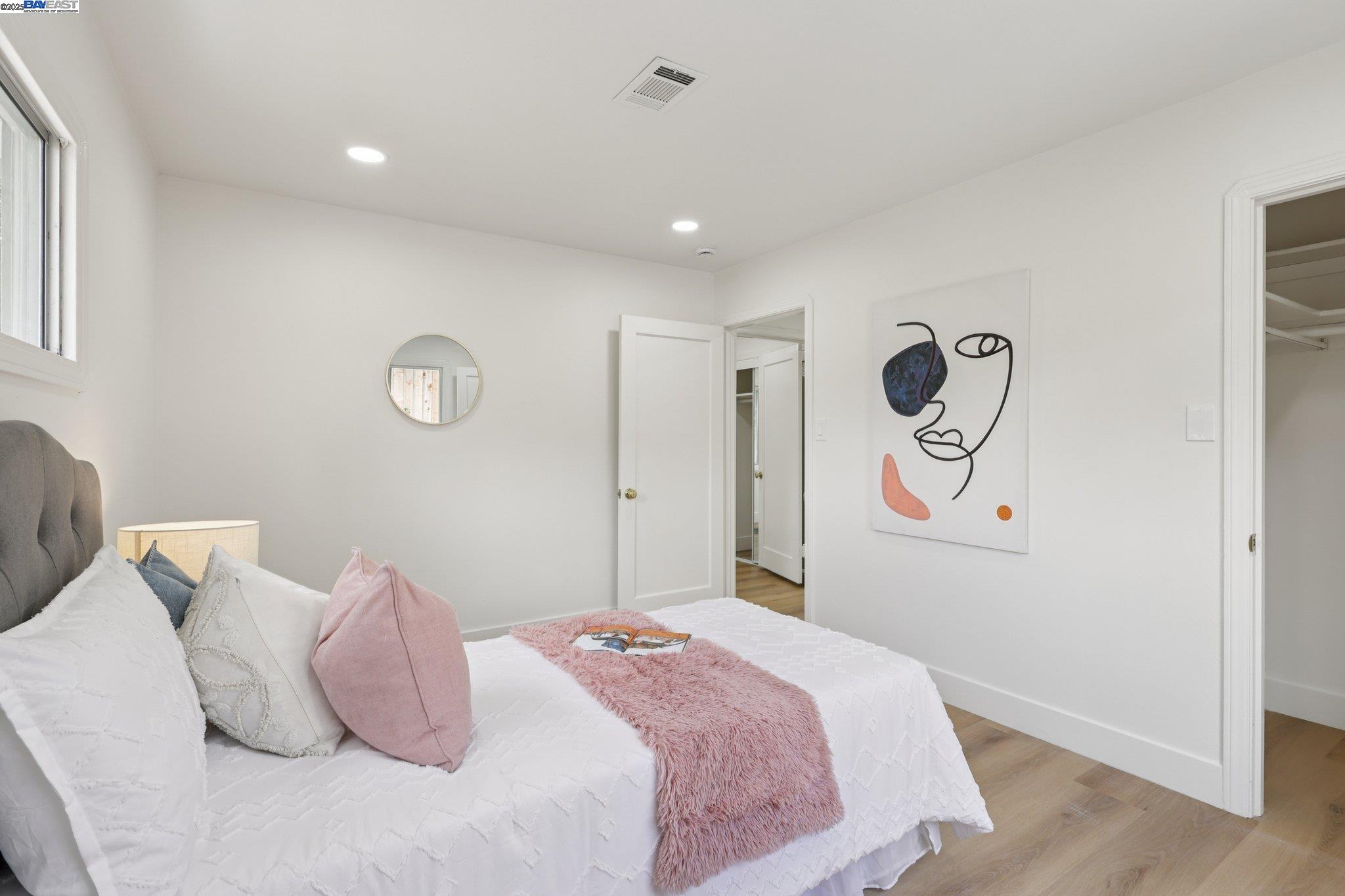 Detail Gallery Image 17 of 39 For 4866 Seven Hills Rd, Castro Valley,  CA 94546 - 2 Beds | 1/1 Baths