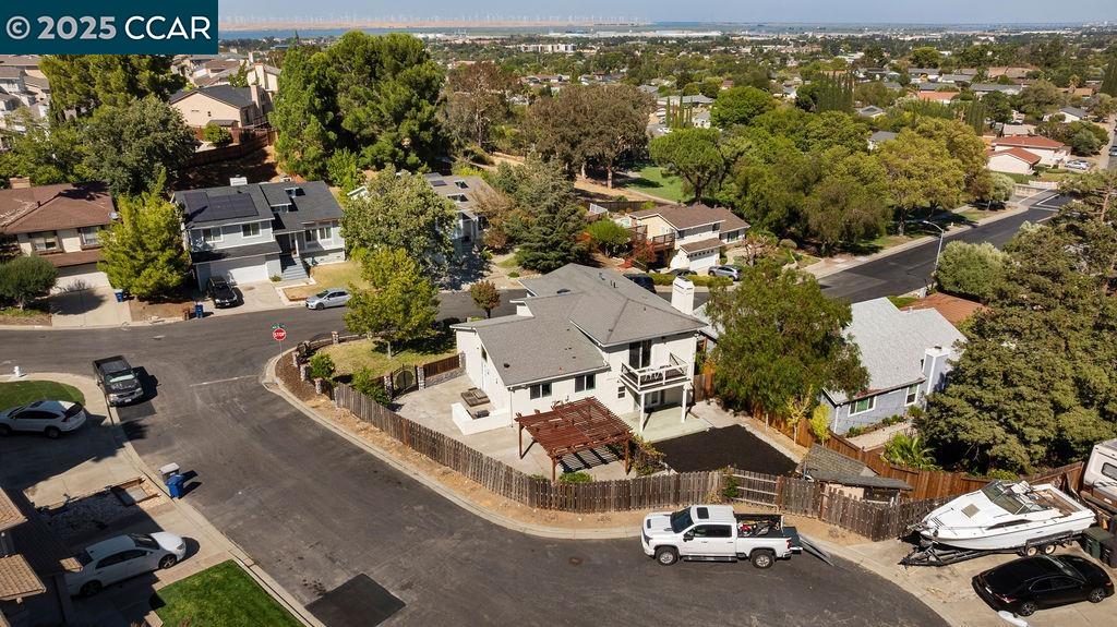 Detail Gallery Image 41 of 43 For 3988 Alta Vista Cir, Pittsburg,  CA 94565 - 4 Beds | 2/1 Baths