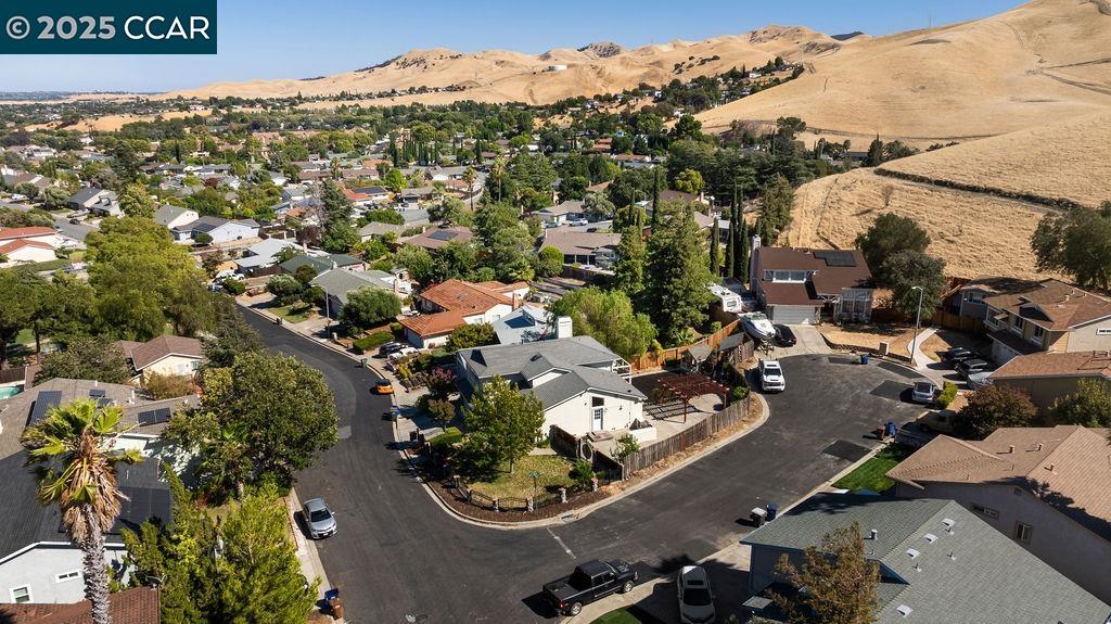 Detail Gallery Image 43 of 43 For 3988 Alta Vista Cir, Pittsburg,  CA 94565 - 4 Beds | 2/1 Baths