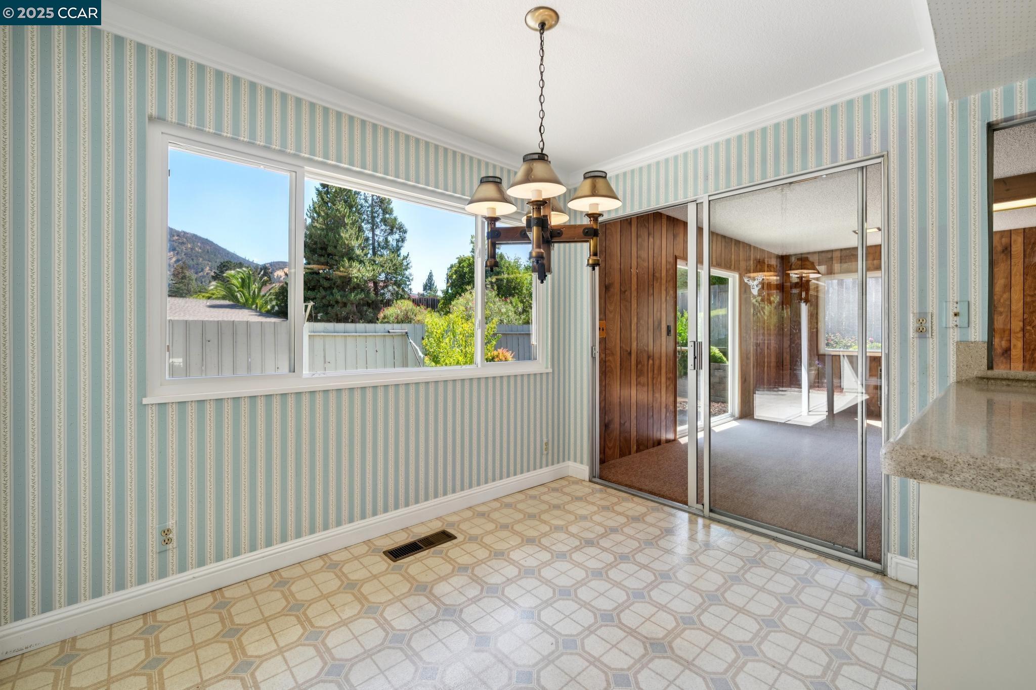 Detail Gallery Image 31 of 60 For 30 Mt. Mckinley Ct., Clayton,  CA 94517-1508 - 4 Beds | 3 Baths