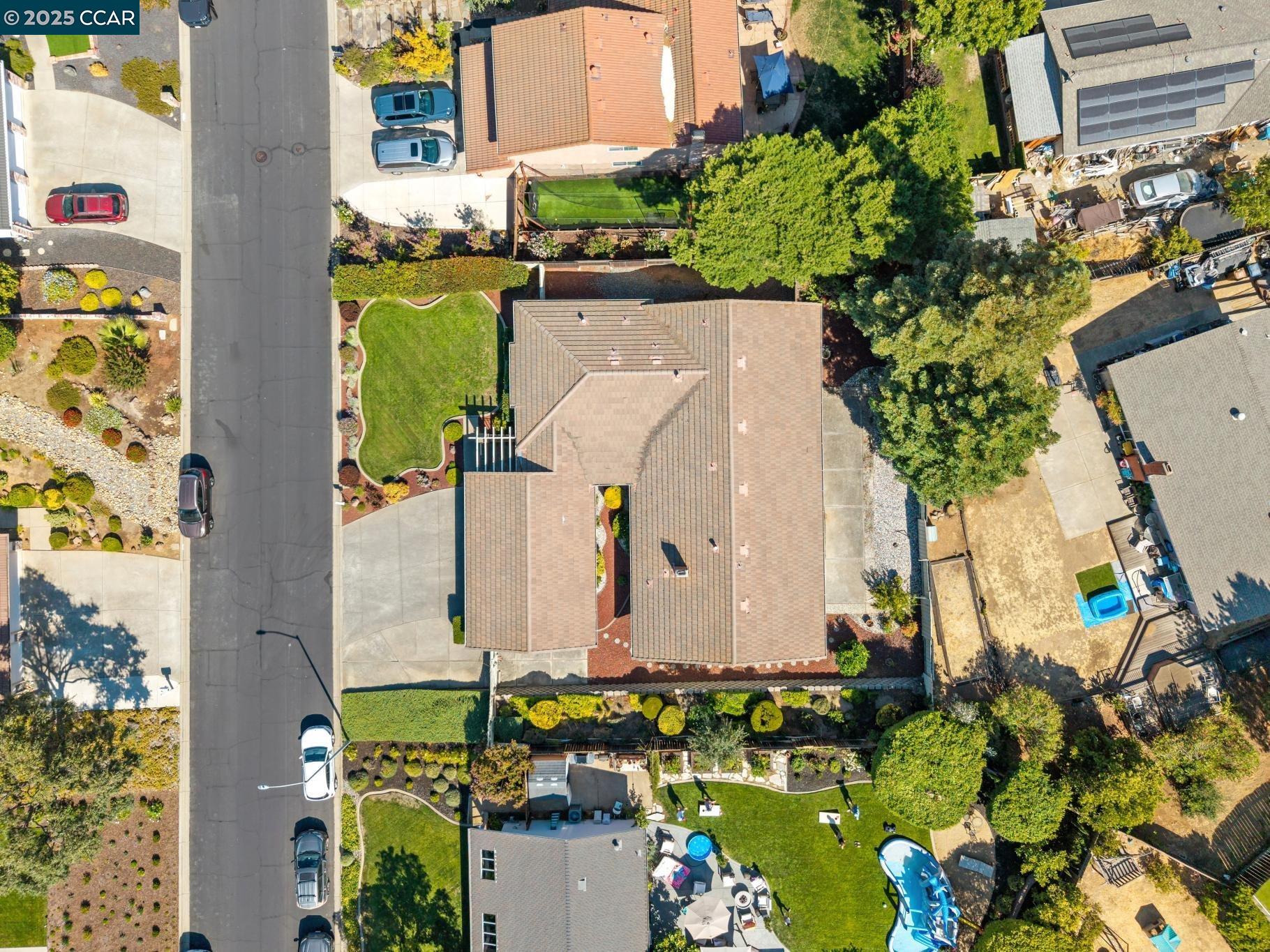 Detail Gallery Image 7 of 60 For 30 Mt. Mckinley Ct., Clayton,  CA 94517-1508 - 4 Beds | 3 Baths