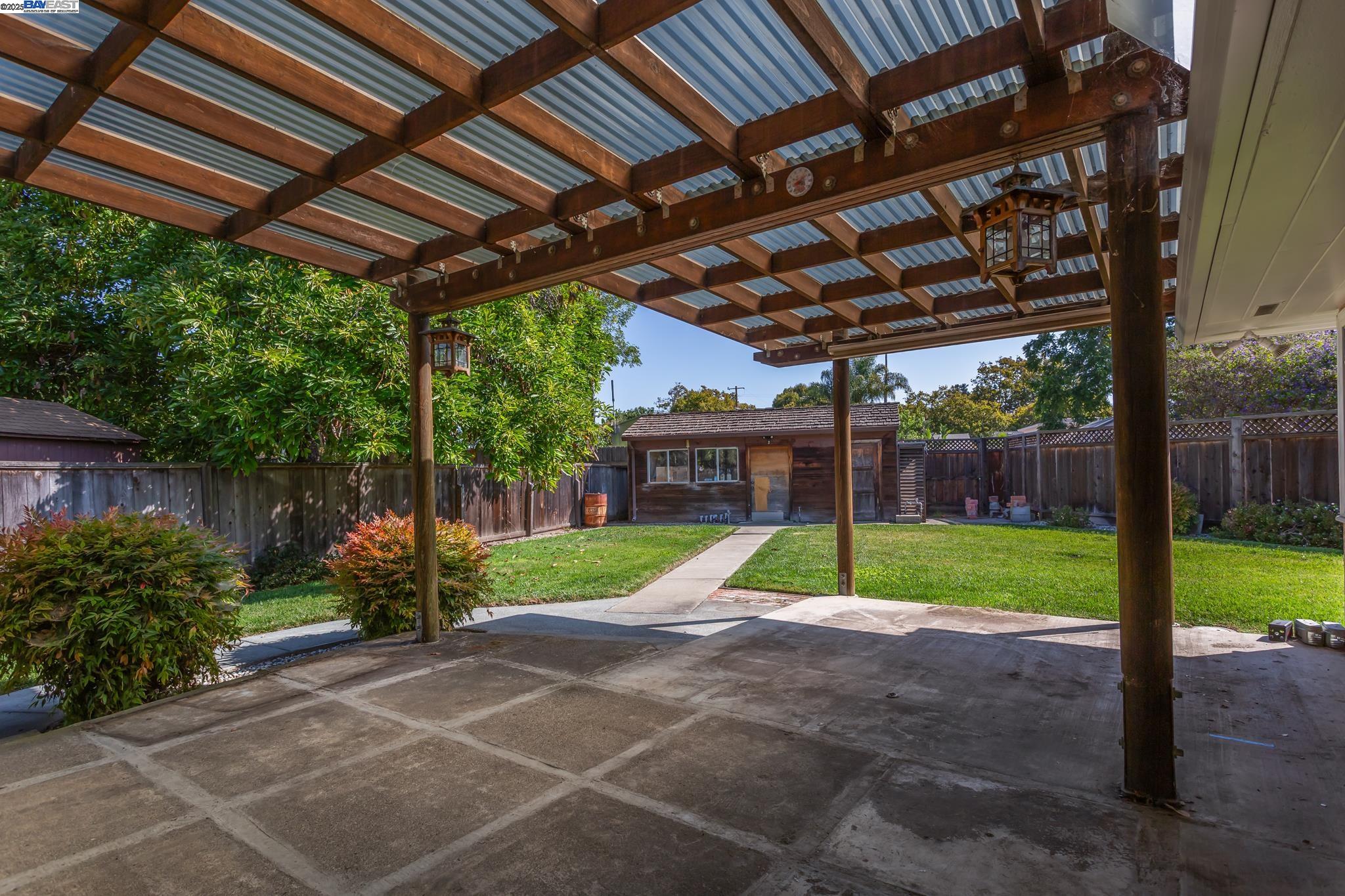 Detail Gallery Image 26 of 34 For 19 via Hermosa, San Lorenzo,  CA 94580 - 3 Beds | 1/1 Baths