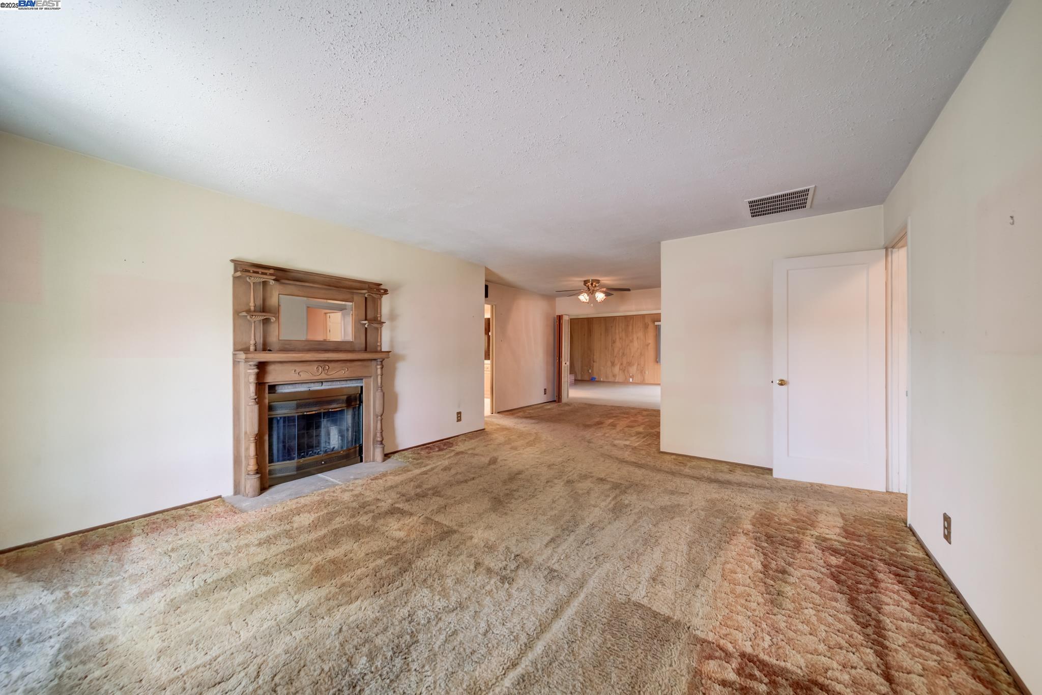 Detail Gallery Image 6 of 34 For 19 via Hermosa, San Lorenzo,  CA 94580 - 3 Beds | 1/1 Baths