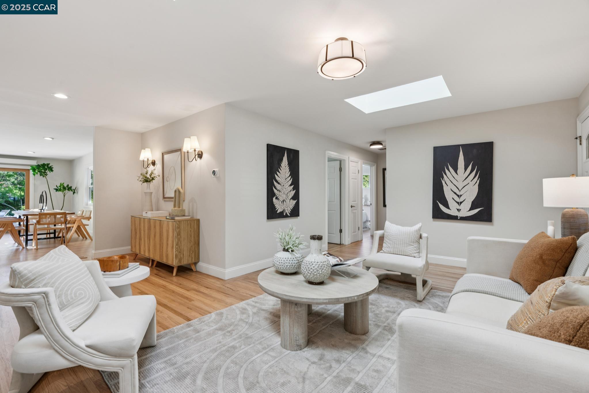 Detail Gallery Image 11 of 37 For 1912 Vicki Ln, Pleasant Hill,  CA 94523-4518 - 4 Beds | 3 Baths