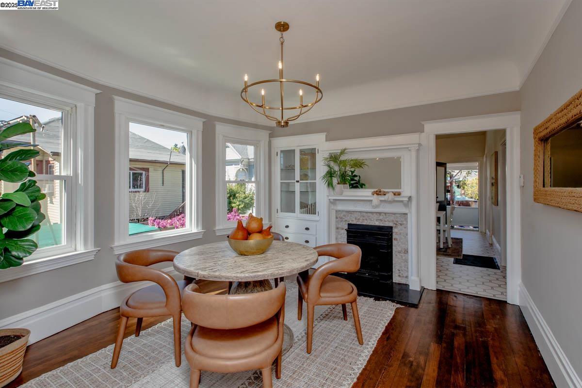 Detail Gallery Image 11 of 40 For 3211 Madison St, Alameda,  CA 94501 - 2 Beds | 1/1 Baths