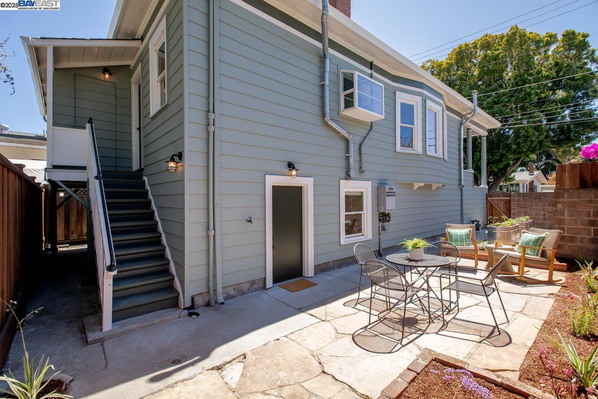 Detail Gallery Image 28 of 40 For 3211 Madison St, Alameda,  CA 94501 - 2 Beds | 1/1 Baths