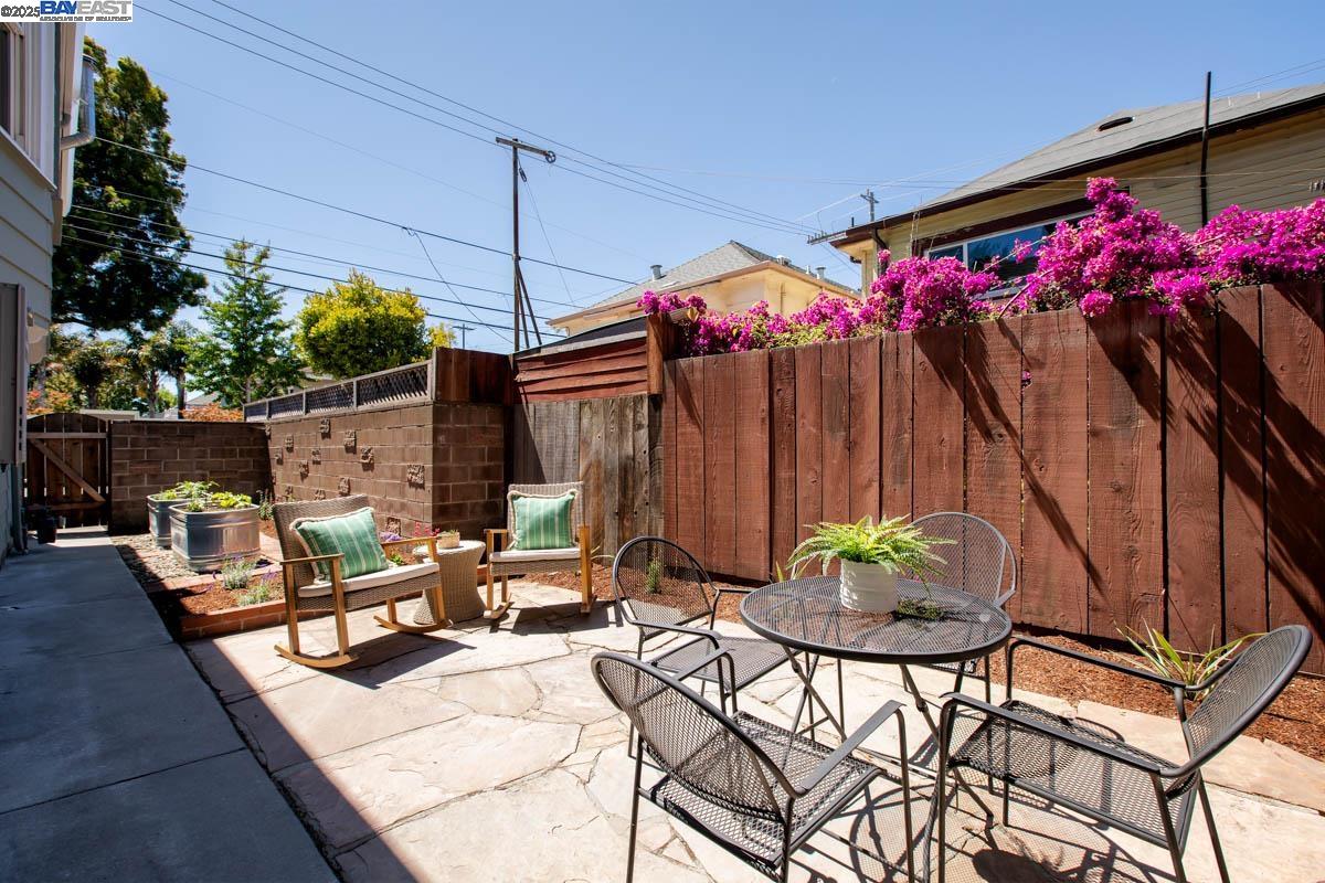 Detail Gallery Image 33 of 40 For 3211 Madison St, Alameda,  CA 94501 - 2 Beds | 1/1 Baths