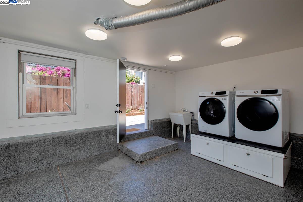 Detail Gallery Image 35 of 40 For 3211 Madison St, Alameda,  CA 94501 - 2 Beds | 1/1 Baths