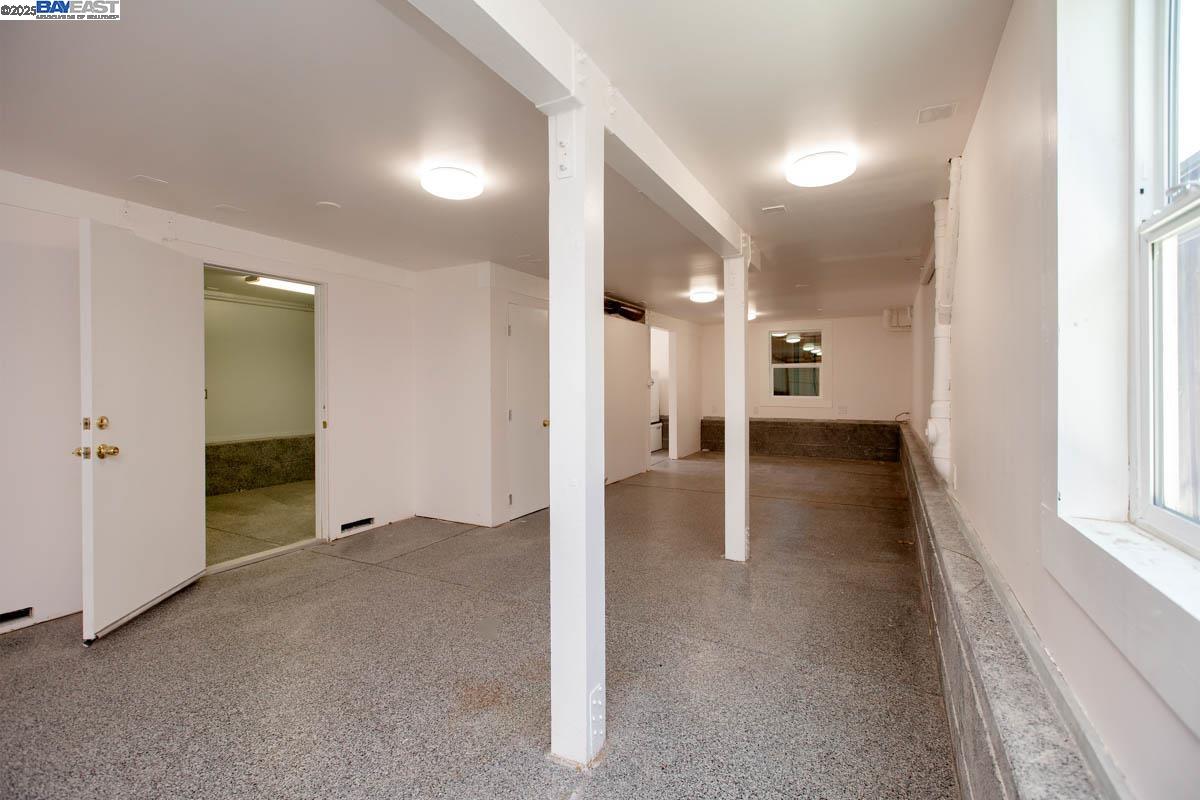 Detail Gallery Image 36 of 40 For 3211 Madison St, Alameda,  CA 94501 - 2 Beds | 1/1 Baths