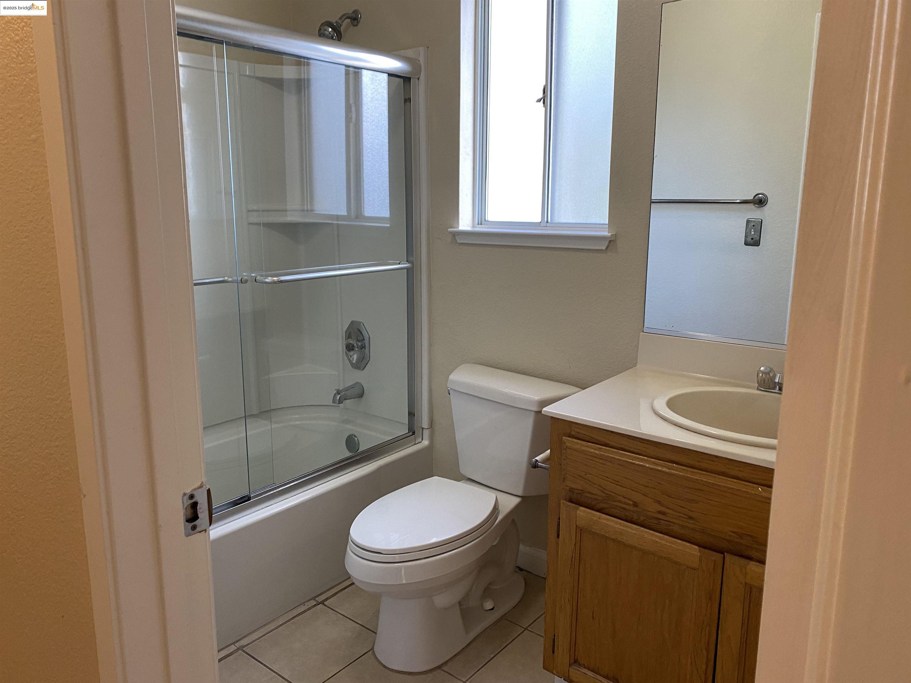 Detail Gallery Image 21 of 23 For 5239 Woodside Way, Antioch,  CA 94519-9999 - 4 Beds | 2/1 Baths