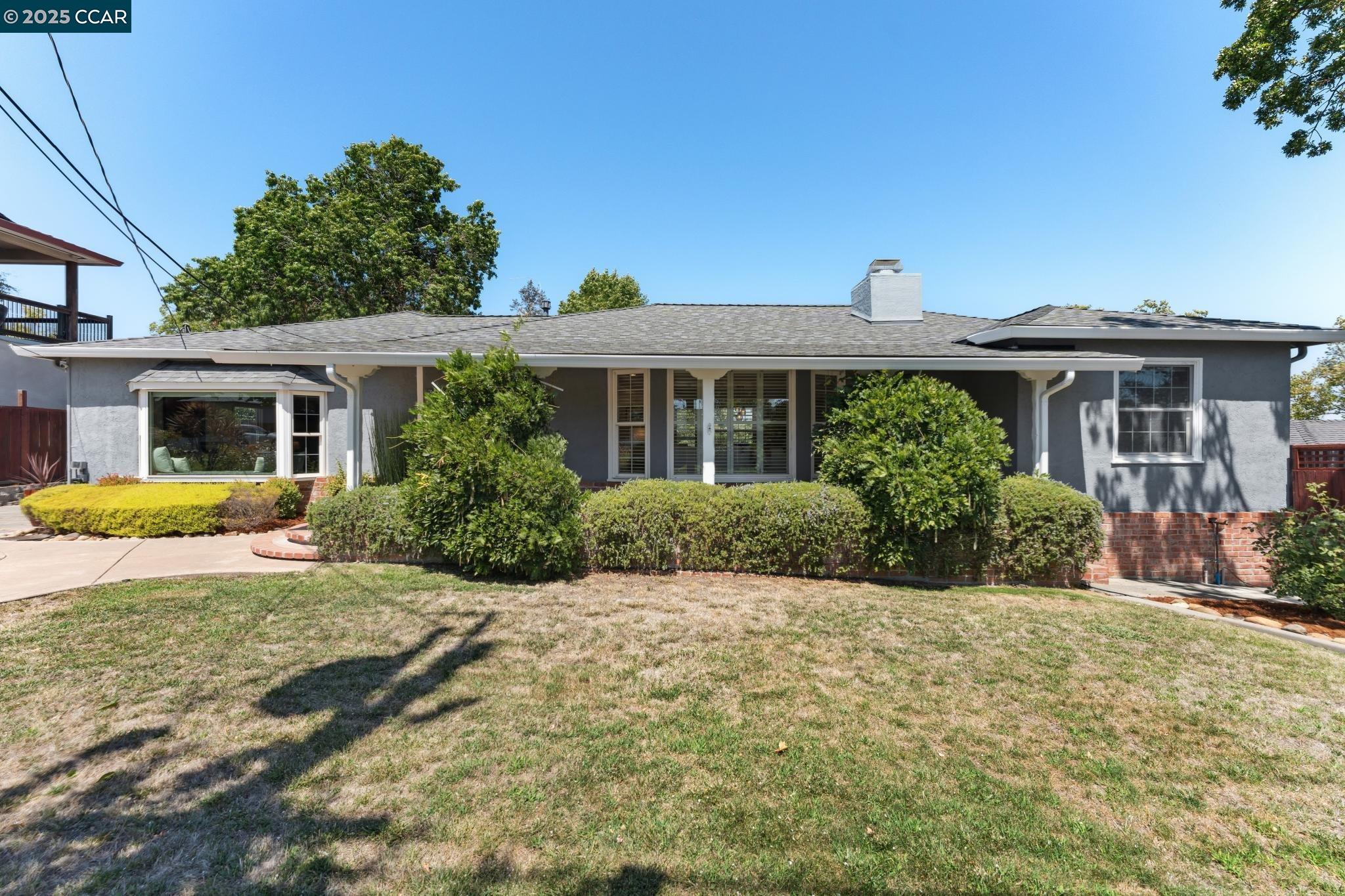 Detail Gallery Image 2 of 59 For 347 Valley View Rd, Pleasant Hill,  CA 94523 - 3 Beds | 2 Baths