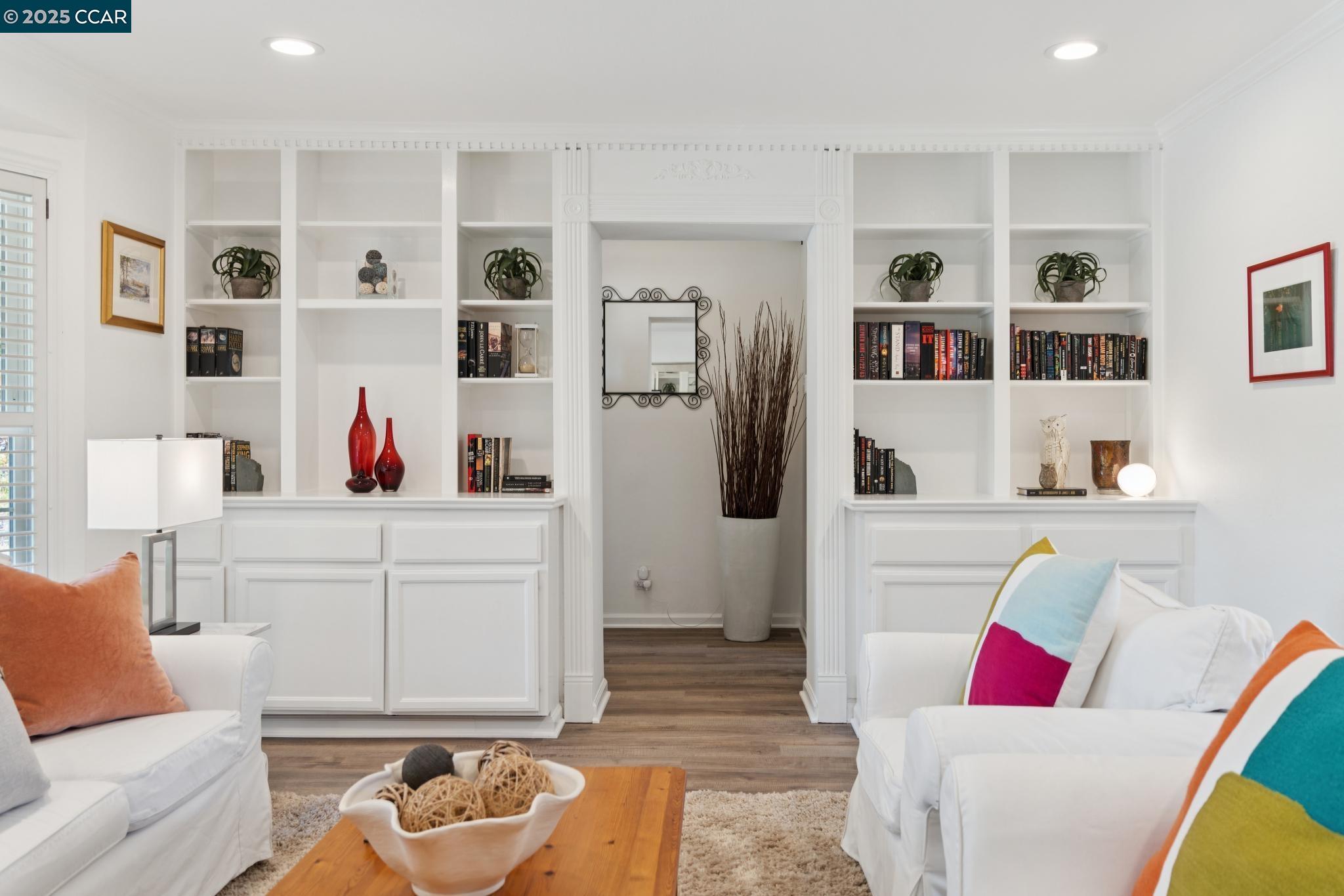 Detail Gallery Image 12 of 59 For 347 Valley View Rd, Pleasant Hill,  CA 94523 - 3 Beds | 2 Baths