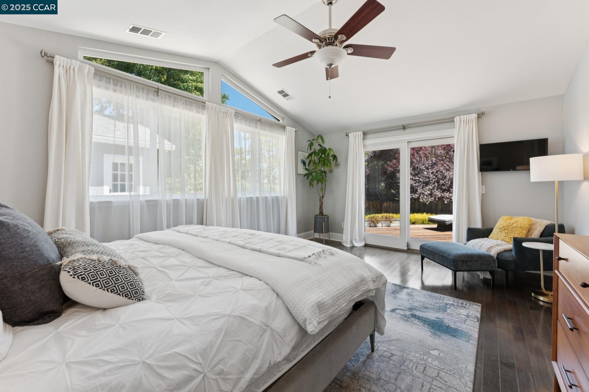 Detail Gallery Image 33 of 59 For 347 Valley View Rd, Pleasant Hill,  CA 94523 - 3 Beds | 2 Baths