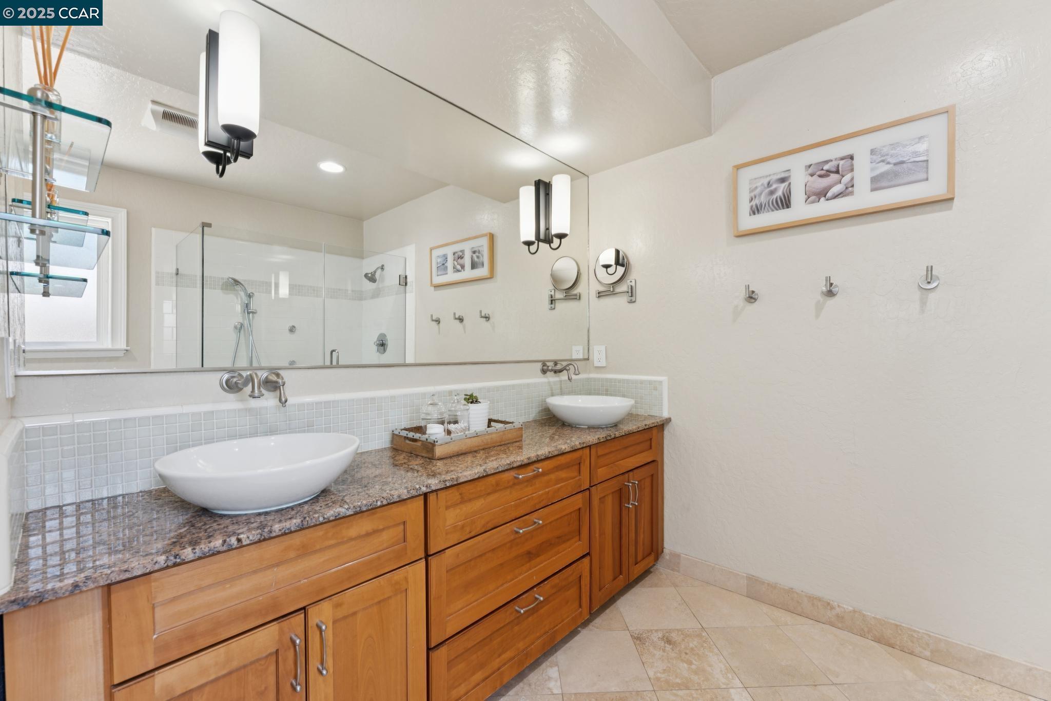 Detail Gallery Image 36 of 56 For 347 Valley View Rd, Pleasant Hill,  CA 94523 - 3 Beds | 2 Baths