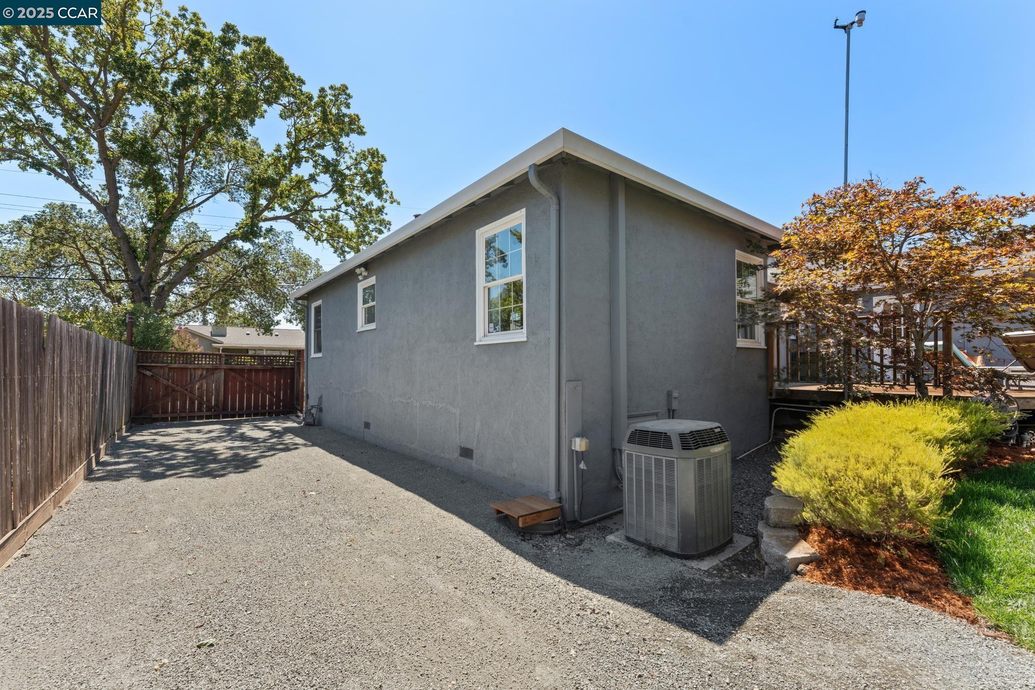Detail Gallery Image 59 of 59 For 347 Valley View Rd, Pleasant Hill,  CA 94523 - 3 Beds | 2 Baths