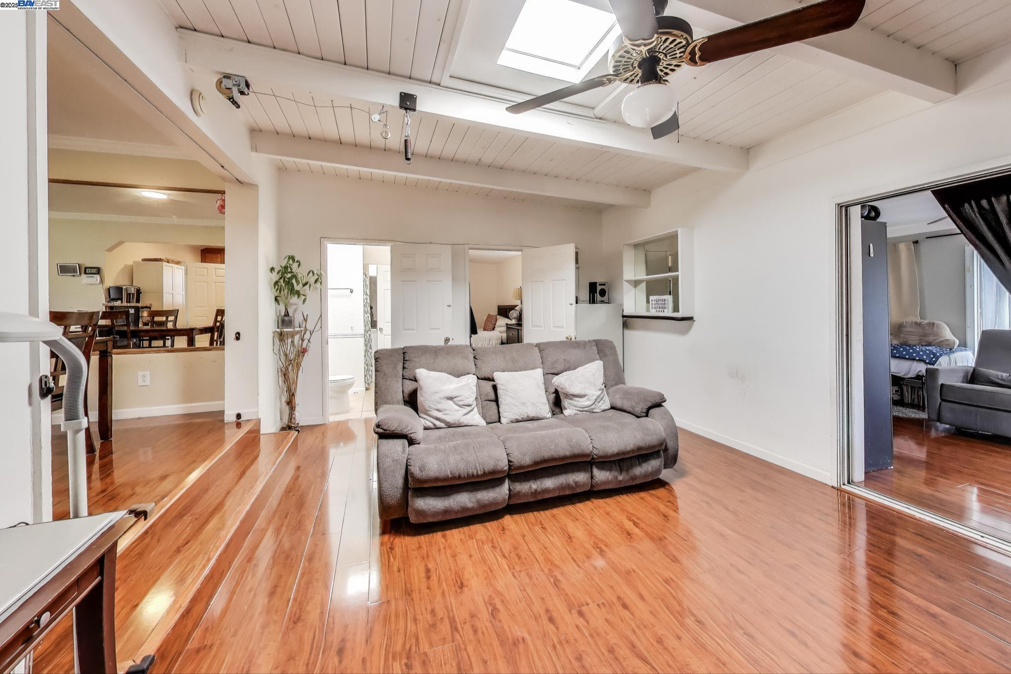 Detail Gallery Image 11 of 34 For 32364 Payne St, Hayward,  CA 94544 - 3 Beds | 2 Baths