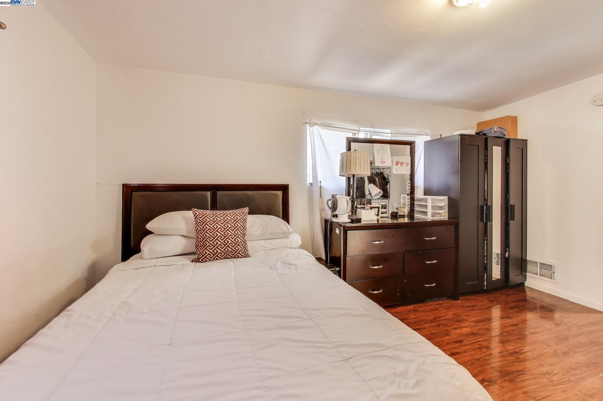 Detail Gallery Image 16 of 34 For 32364 Payne St, Hayward,  CA 94544 - 3 Beds | 2 Baths