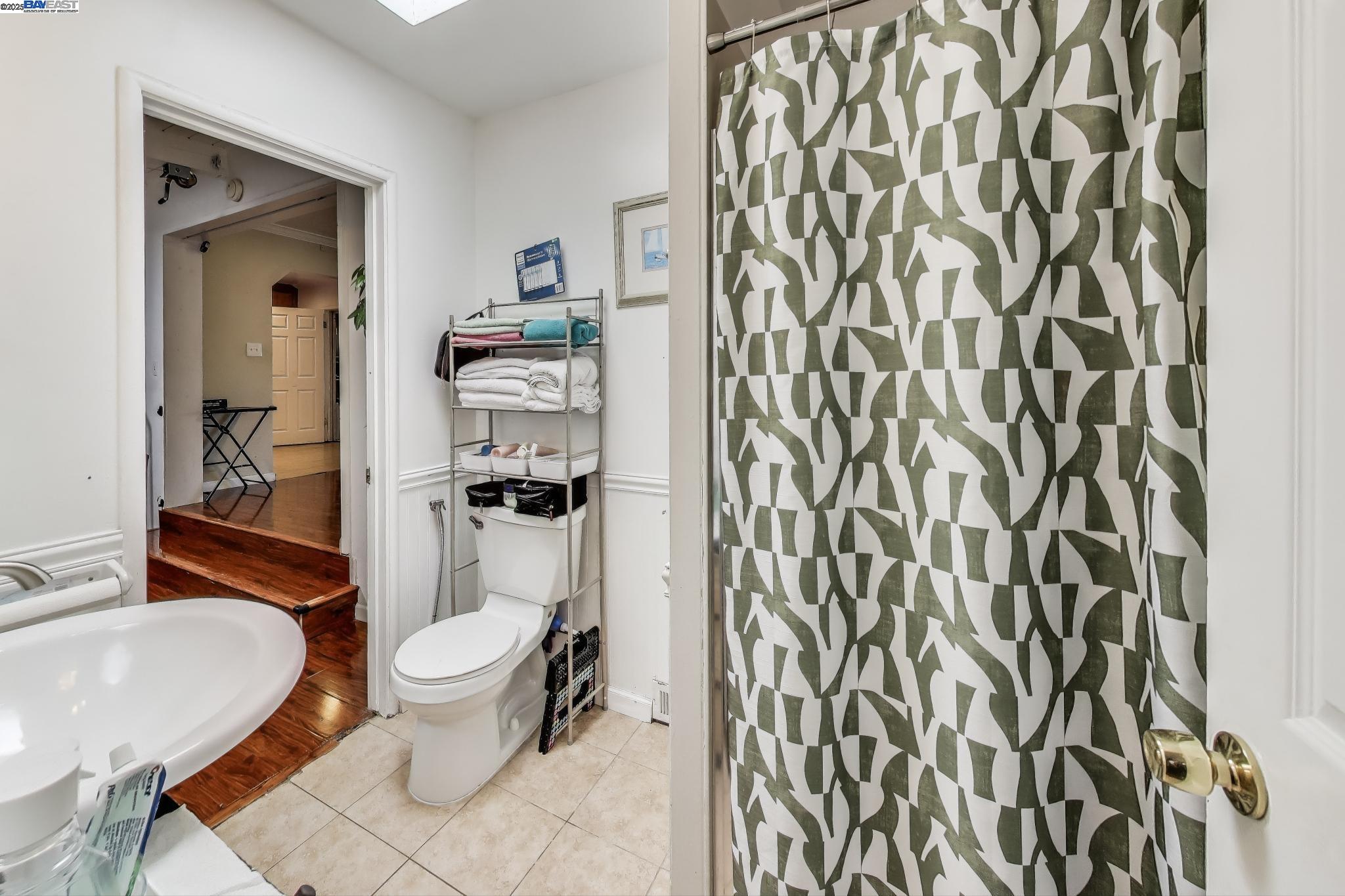 Detail Gallery Image 18 of 34 For 32364 Payne St, Hayward,  CA 94544 - 3 Beds | 2 Baths