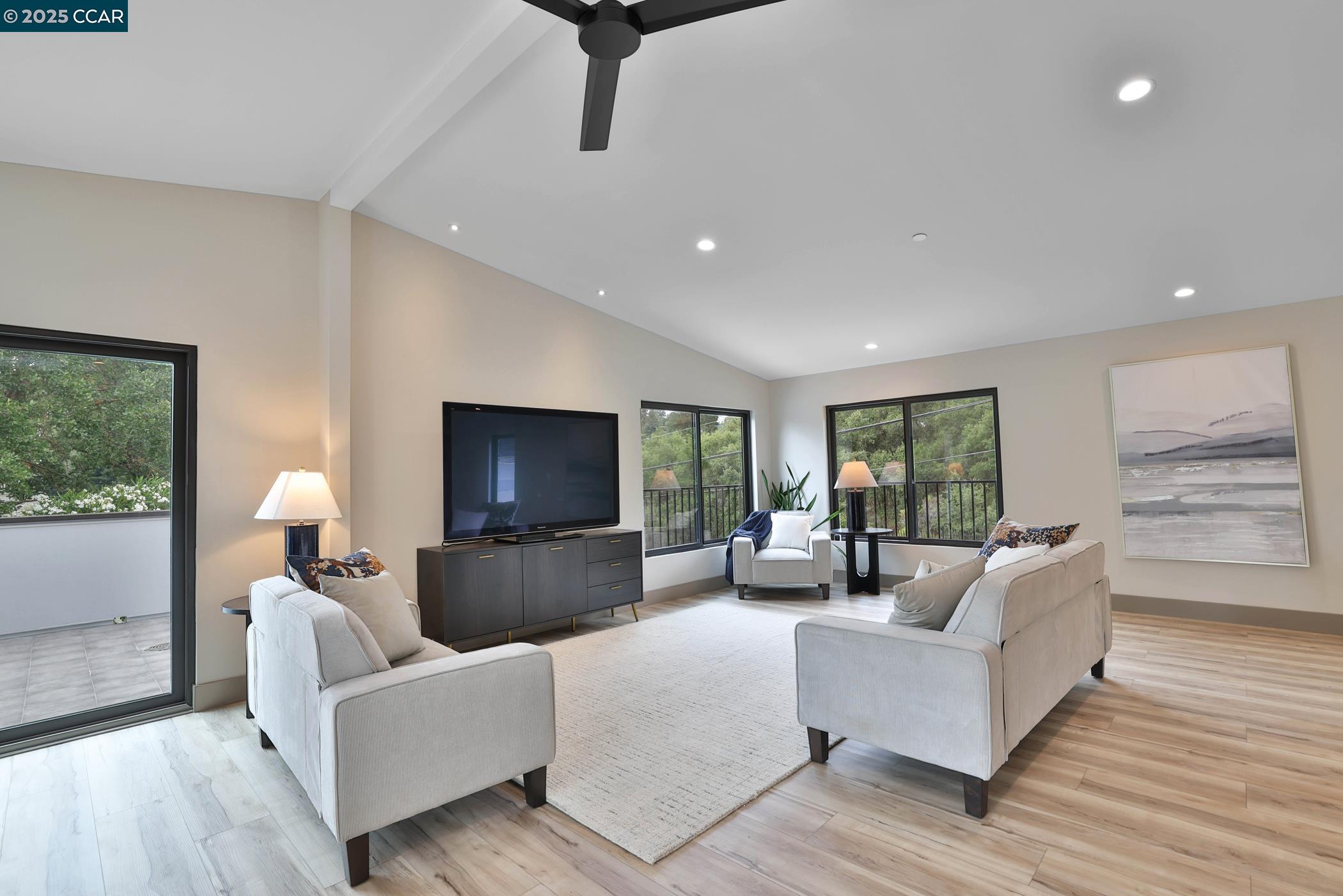 Detail Gallery Image 14 of 60 For 946 Risa Road, Lafayette,  CA 94549 - – Beds | – Baths