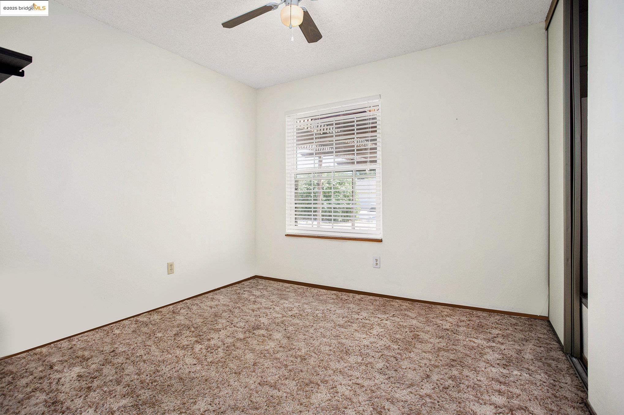 Detail Gallery Image 11 of 19 For 2104 Colfax Way, Antioch,  CA 94509 - 3 Beds | 1 Baths