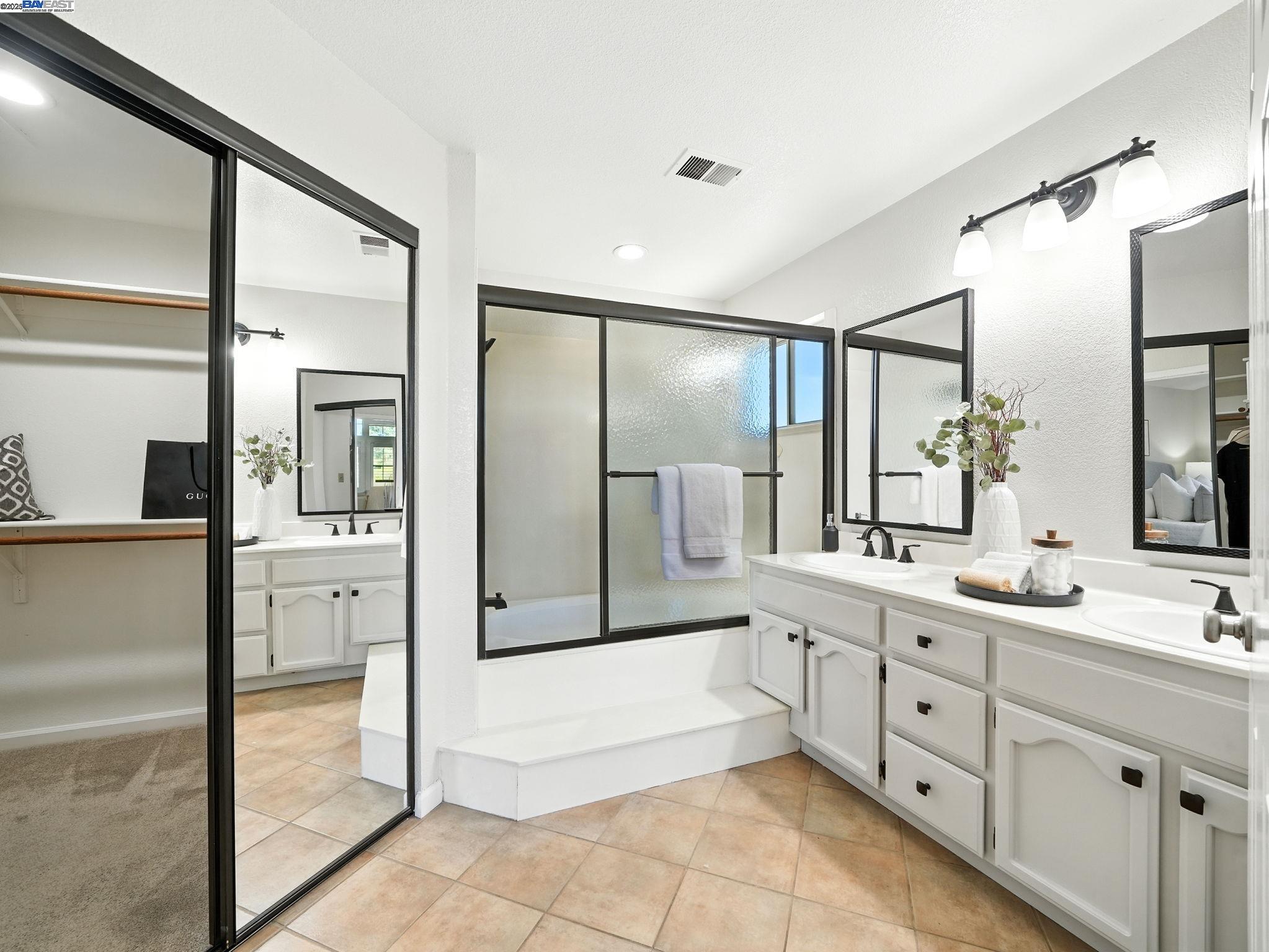 Detail Gallery Image 31 of 53 For 775 Vivian Dr, Livermore,  CA 94550 - 4 Beds | 3 Baths