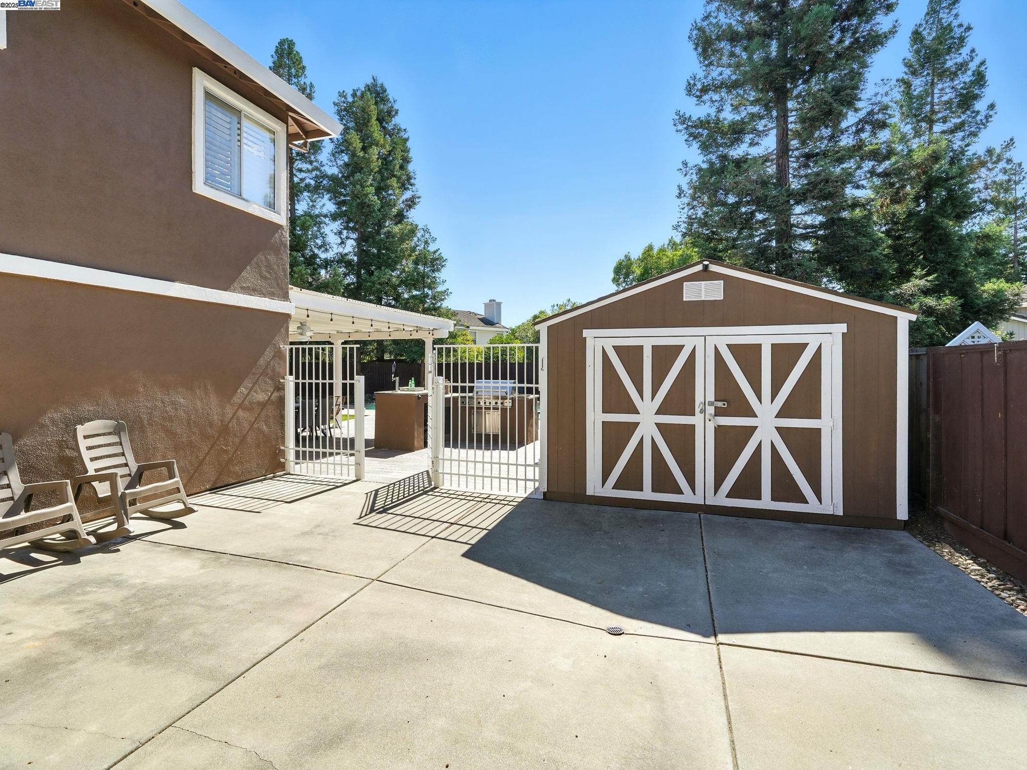 Detail Gallery Image 35 of 53 For 775 Vivian Dr, Livermore,  CA 94550 - 4 Beds | 3 Baths