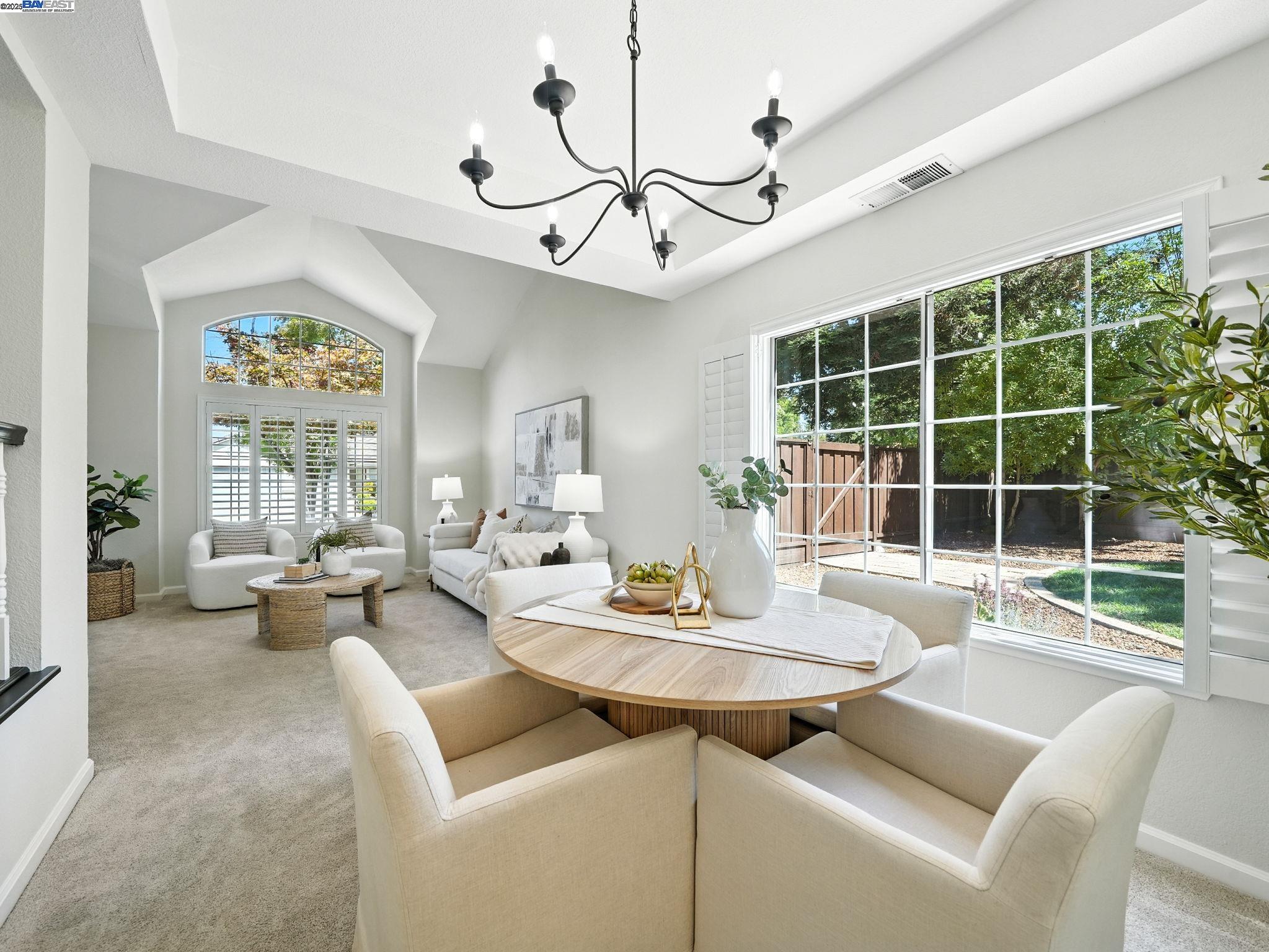Detail Gallery Image 5 of 53 For 775 Vivian Dr, Livermore,  CA 94550 - 4 Beds | 3 Baths