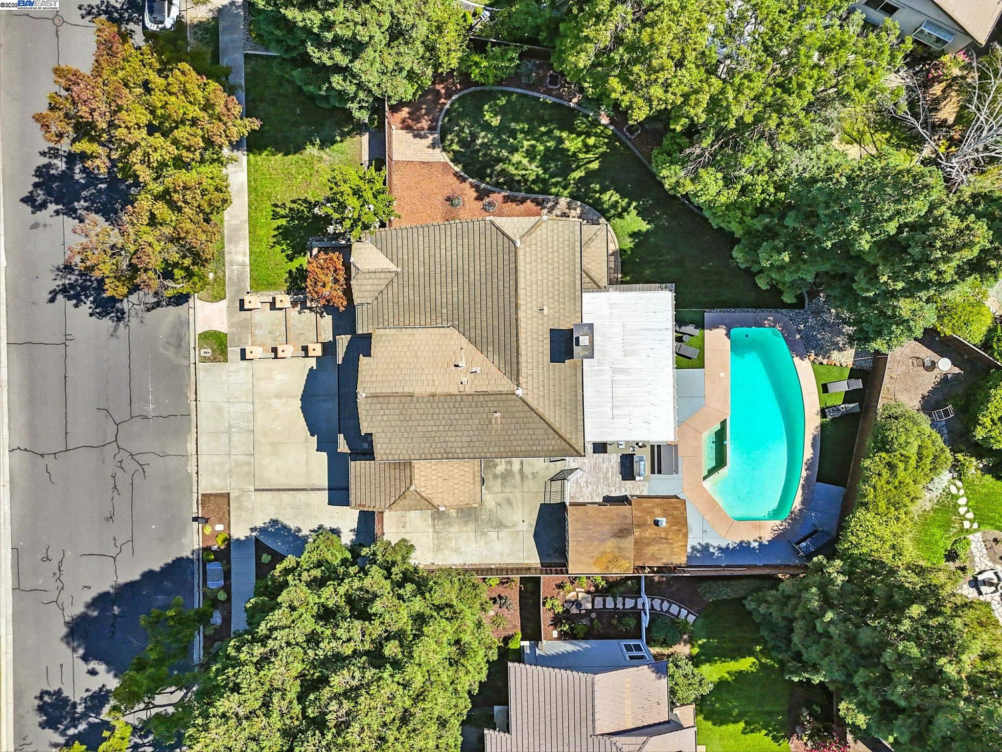 Detail Gallery Image 46 of 53 For 775 Vivian Dr, Livermore,  CA 94550 - 4 Beds | 3 Baths