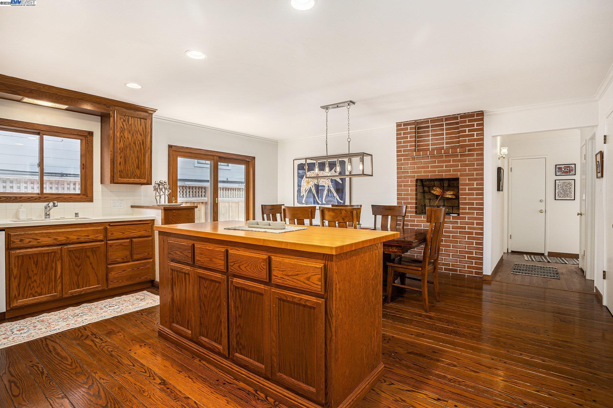 Detail Gallery Image 29 of 46 For 3286 San Jose, Alameda,  CA 94501 - 3 Beds | 2 Baths