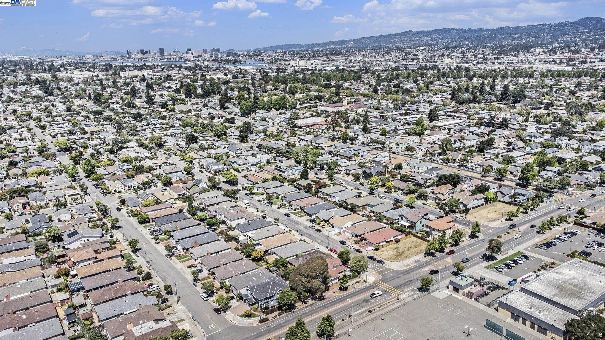 Detail Gallery Image 43 of 46 For 3286 San Jose, Alameda,  CA 94501 - 3 Beds | 2 Baths