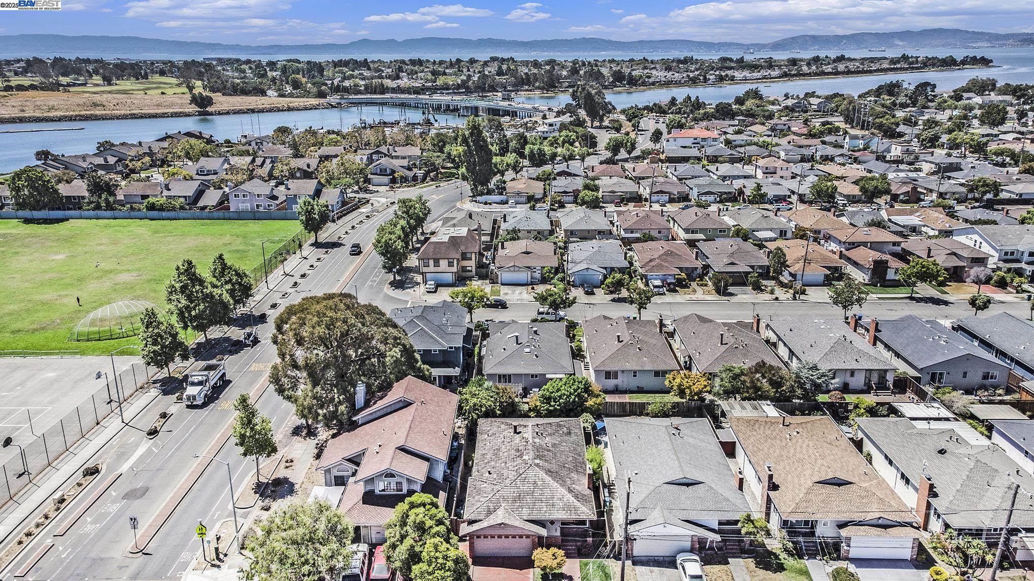 Detail Gallery Image 45 of 46 For 3286 San Jose, Alameda,  CA 94501 - 3 Beds | 2 Baths