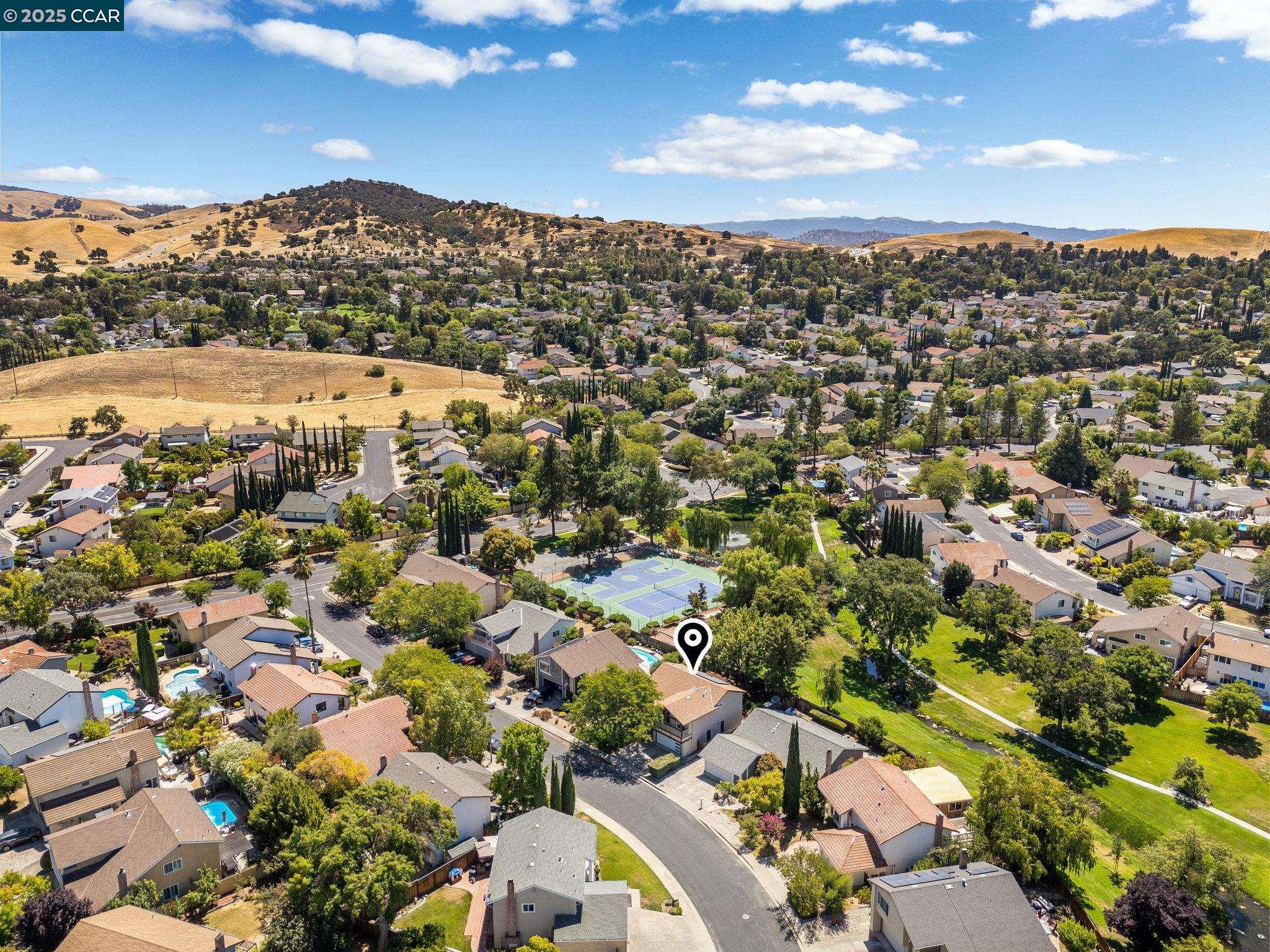 Detail Gallery Image 22 of 29 For 1241 Morning Glory Dr, Concord,  CA 94521 - 5 Beds | 4 Baths