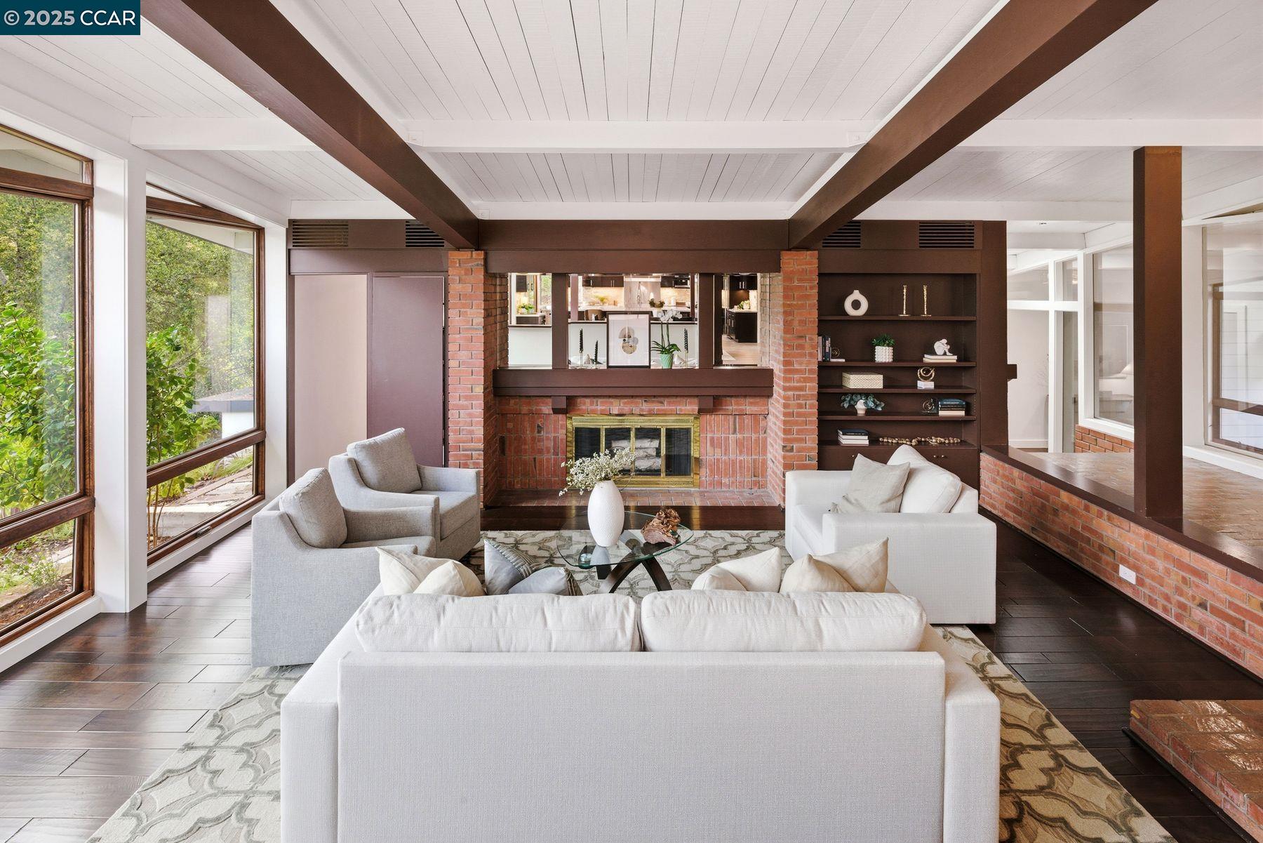 Detail Gallery Image 11 of 48 For 8 Oak Arbor Rd, Orinda,  CA 94563 - 5 Beds | 4/1 Baths