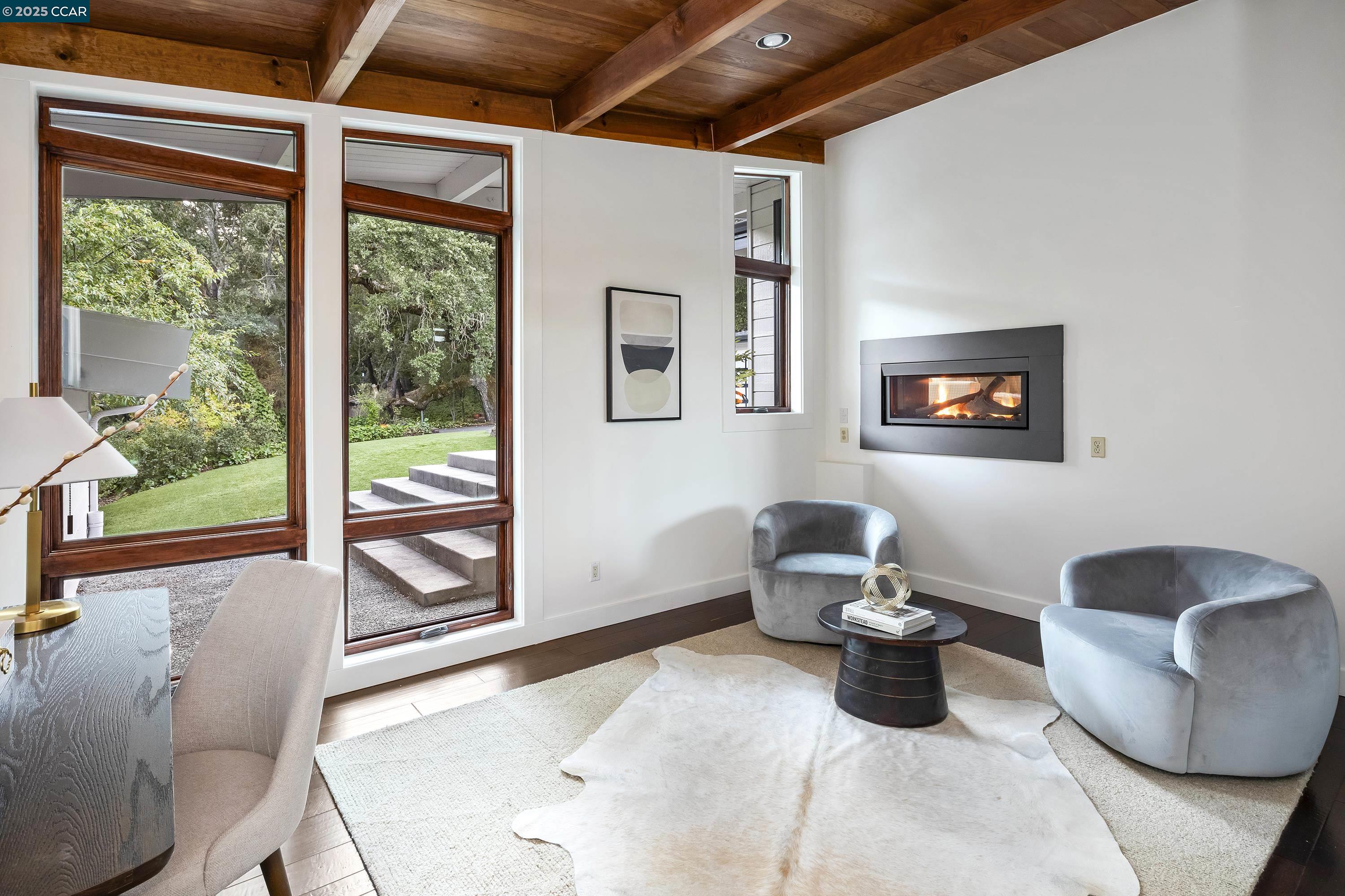 Detail Gallery Image 21 of 47 For 8 Oak Arbor Rd, Orinda,  CA 94563 - 5 Beds | 4/1 Baths