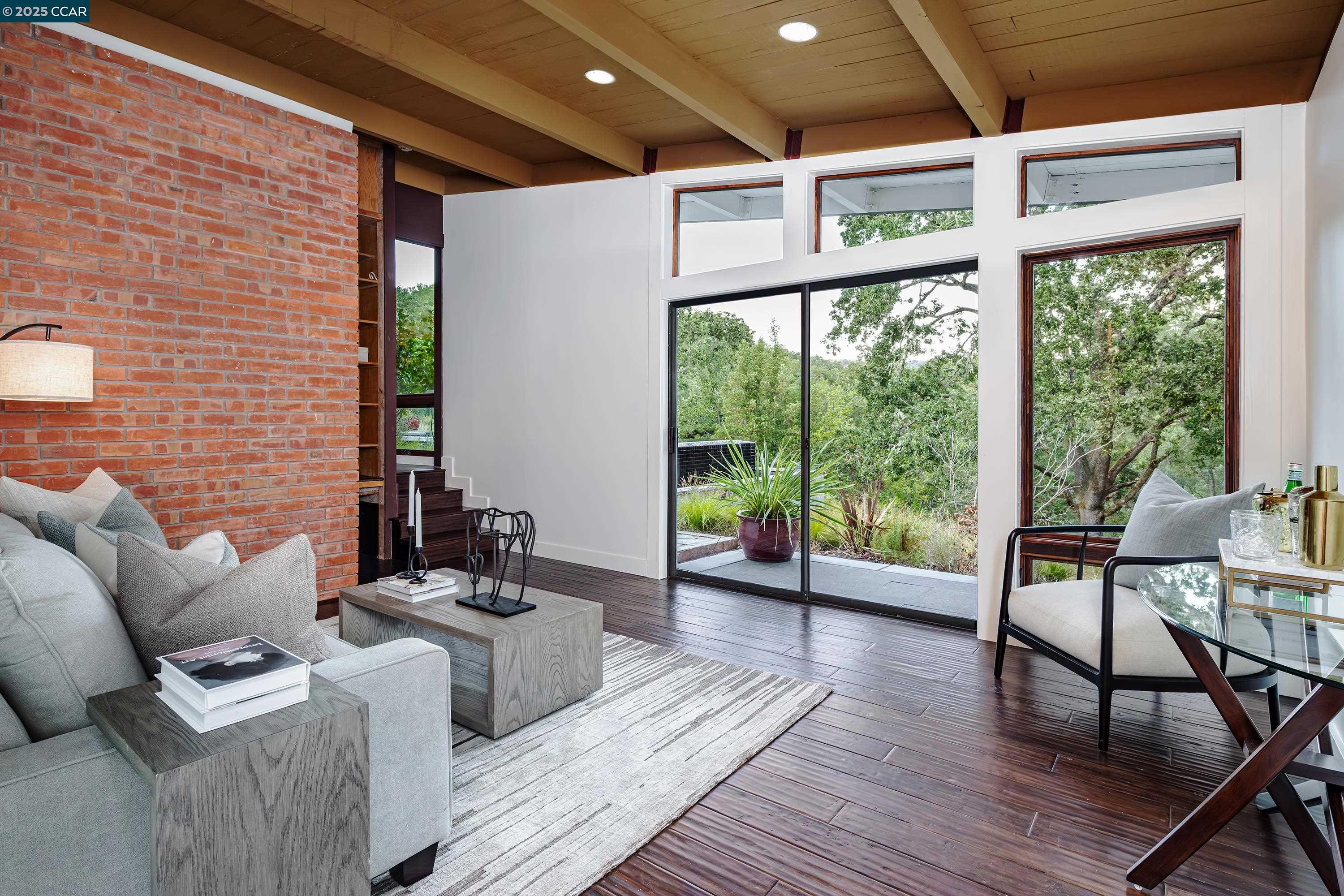Detail Gallery Image 23 of 47 For 8 Oak Arbor Rd, Orinda,  CA 94563 - 5 Beds | 4/1 Baths