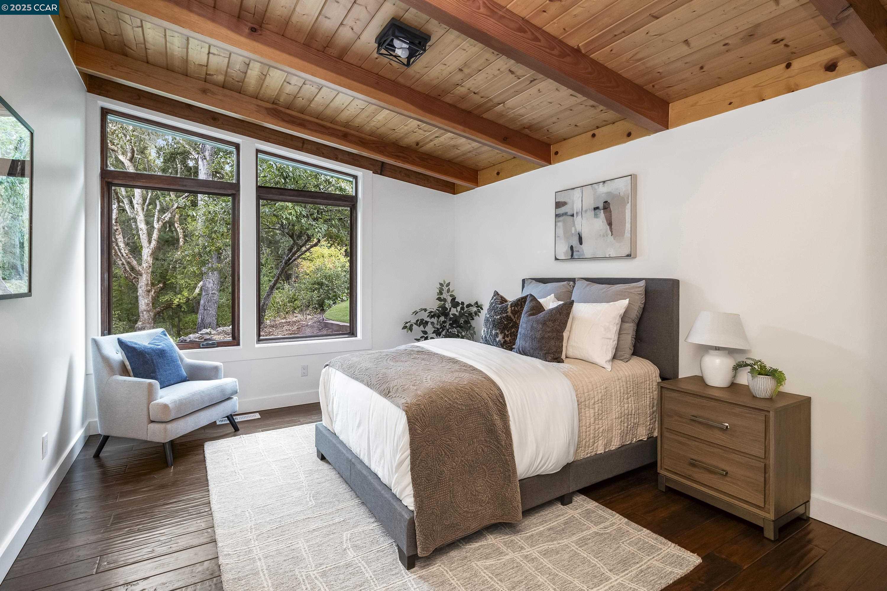 Detail Gallery Image 31 of 47 For 8 Oak Arbor Rd, Orinda,  CA 94563 - 5 Beds | 4/1 Baths