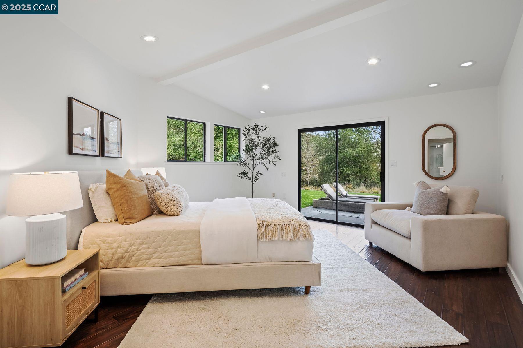 Detail Gallery Image 34 of 48 For 8 Oak Arbor Rd, Orinda,  CA 94563 - 5 Beds | 4/1 Baths