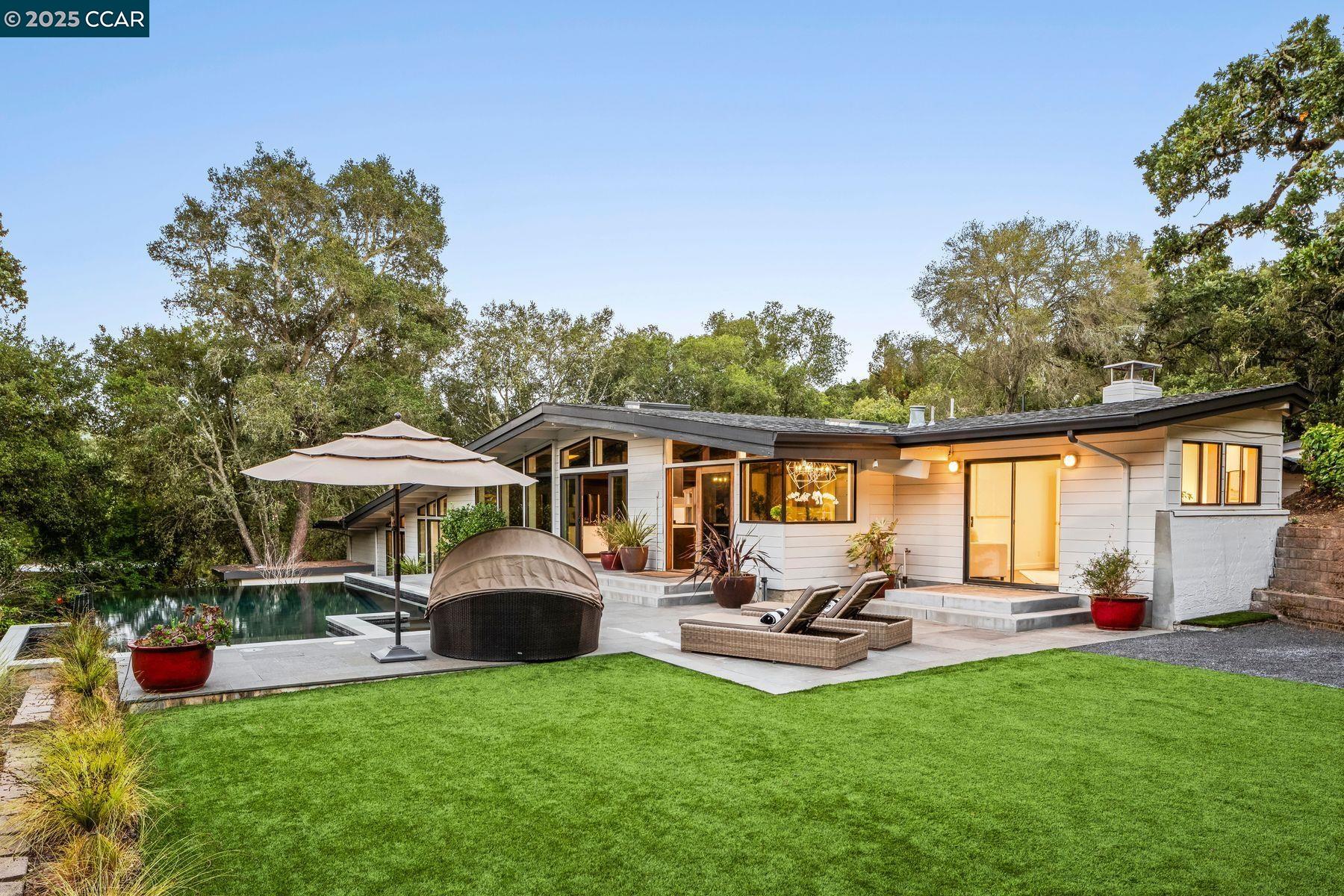 Detail Gallery Image 47 of 48 For 8 Oak Arbor Rd, Orinda,  CA 94563 - 5 Beds | 4/1 Baths