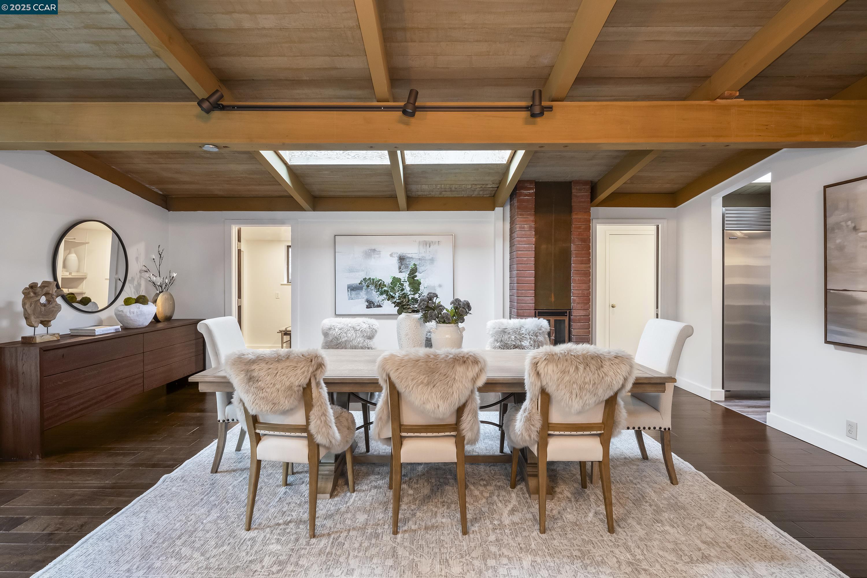 Detail Gallery Image 7 of 47 For 8 Oak Arbor Rd, Orinda,  CA 94563 - 5 Beds | 4/1 Baths