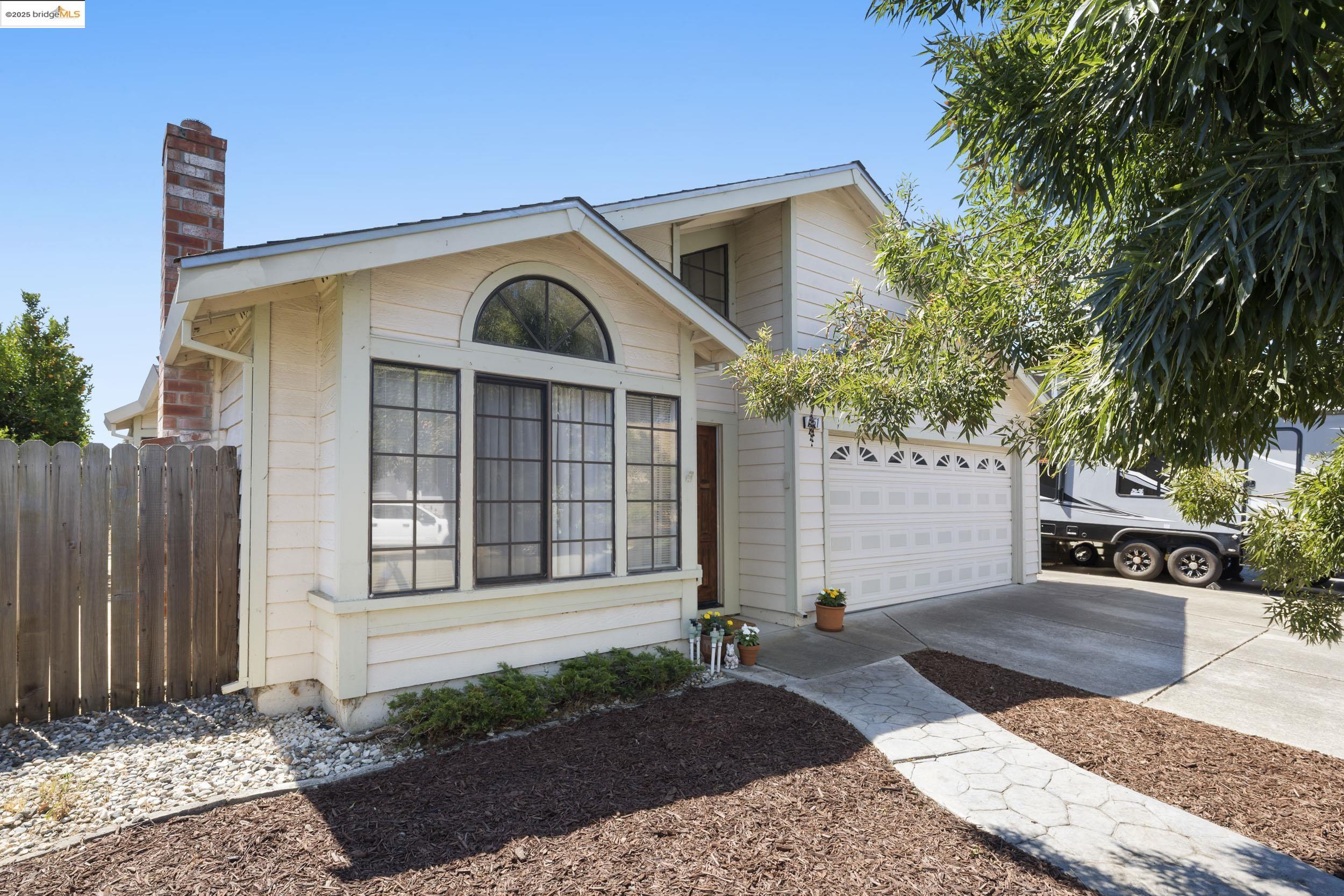 Detail Gallery Image 2 of 40 For 751 Pueblo Way, Vallejo,  CA 94591 - 4 Beds | 2 Baths