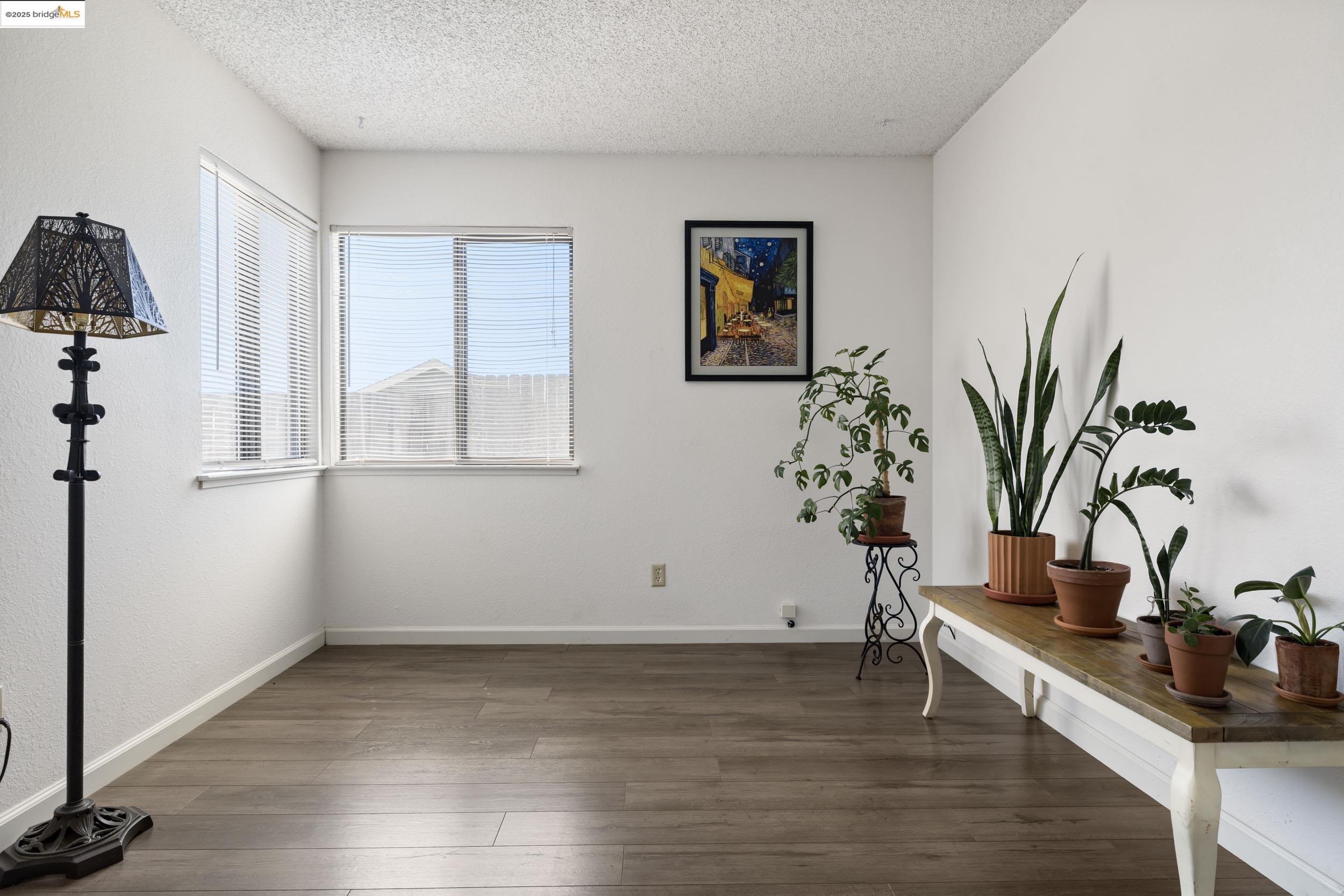 Detail Gallery Image 19 of 40 For 751 Pueblo Way, Vallejo,  CA 94591 - 4 Beds | 2 Baths