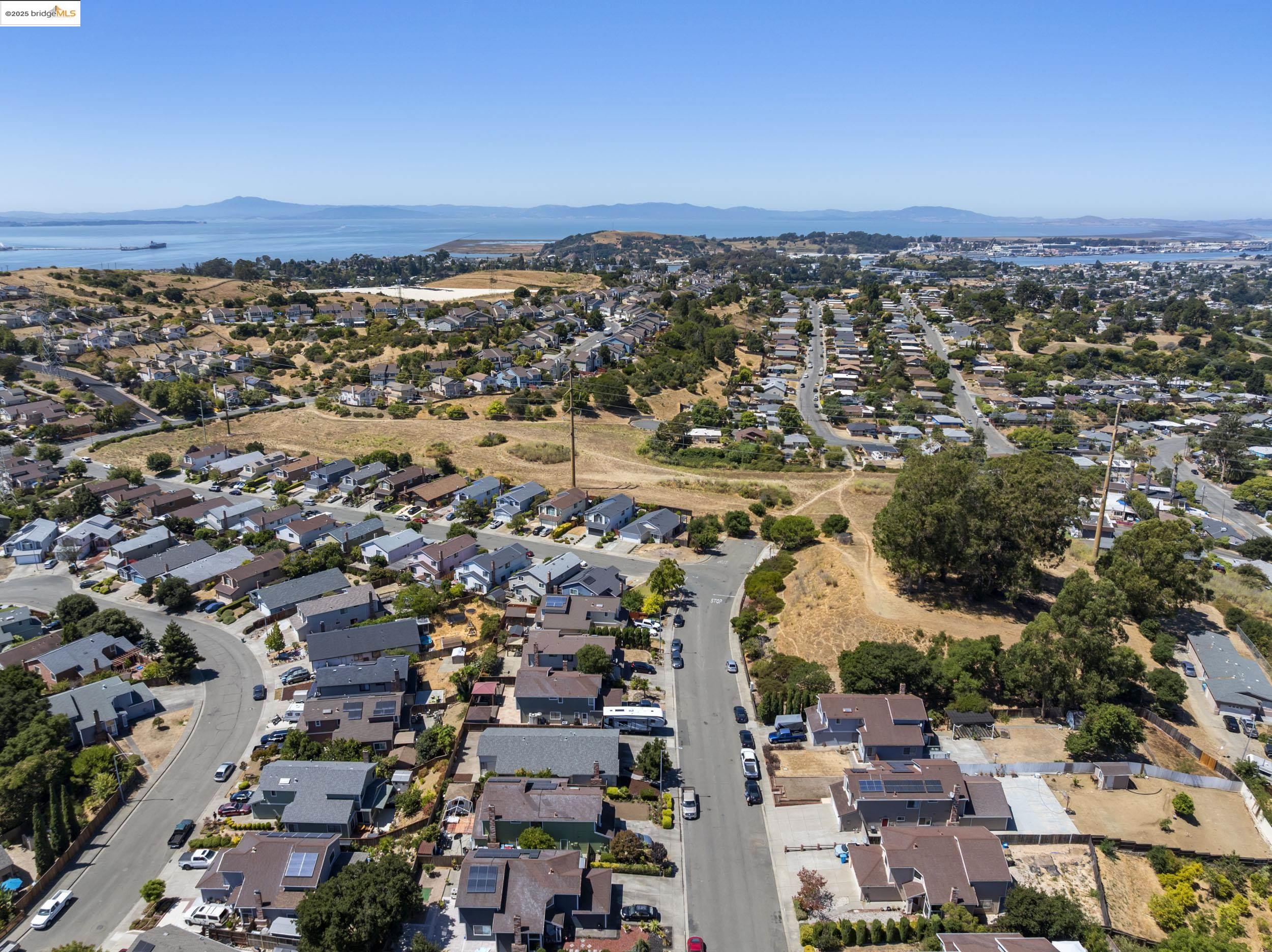 Detail Gallery Image 37 of 40 For 751 Pueblo Way, Vallejo,  CA 94591 - 4 Beds | 2 Baths